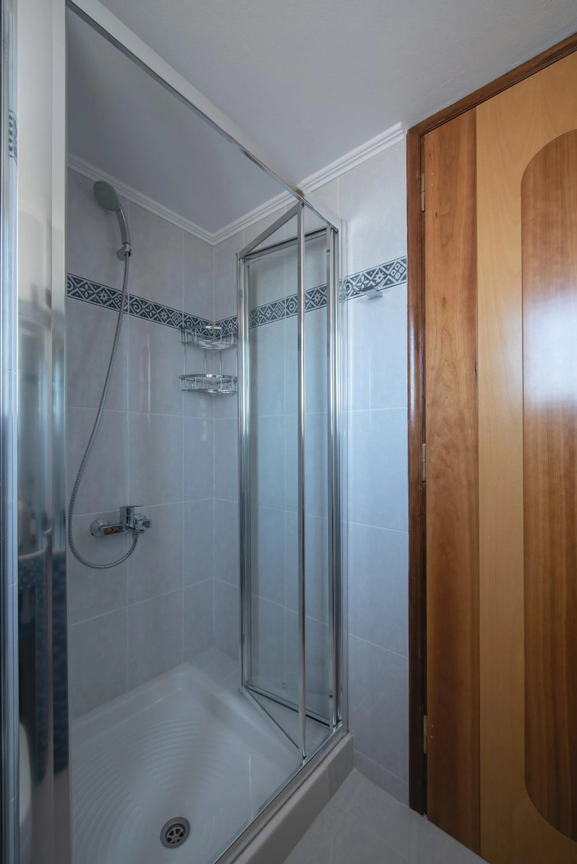 Shower in Cyrenia Guesthouse