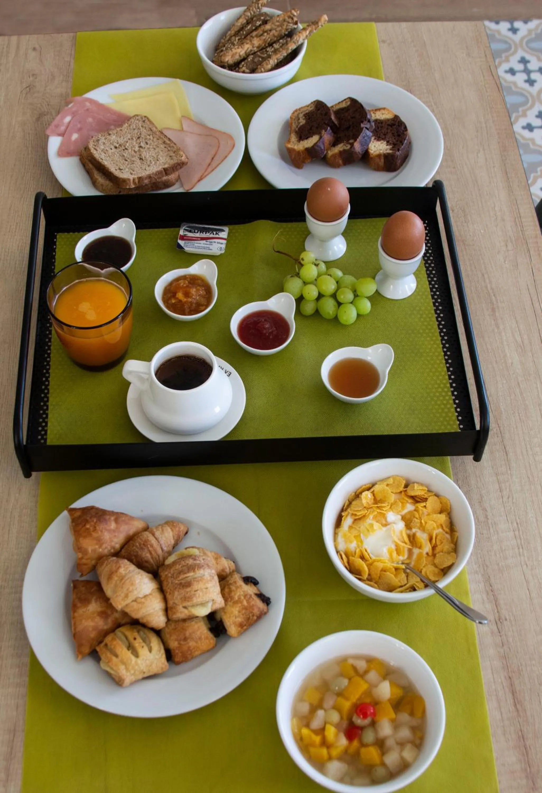 Breakfast in Cyrenia Guesthouse