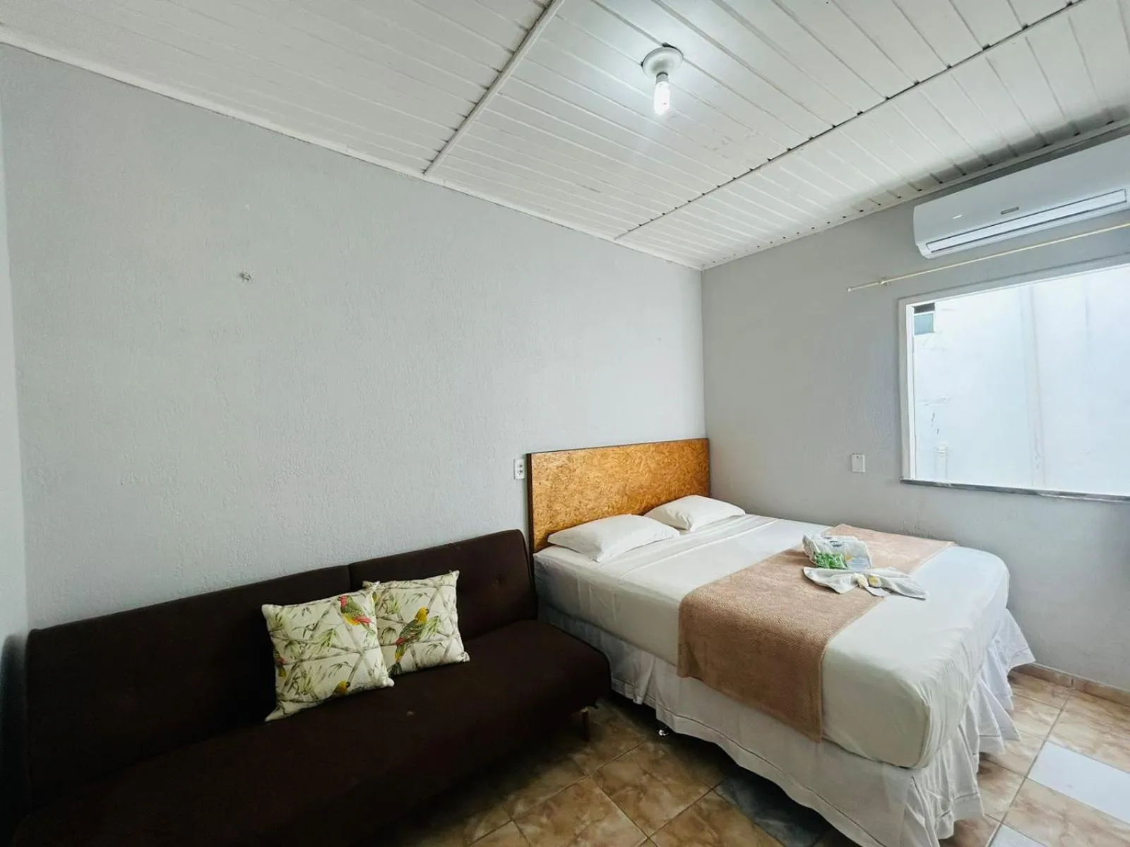 Bedroom, Bed in Mansomar