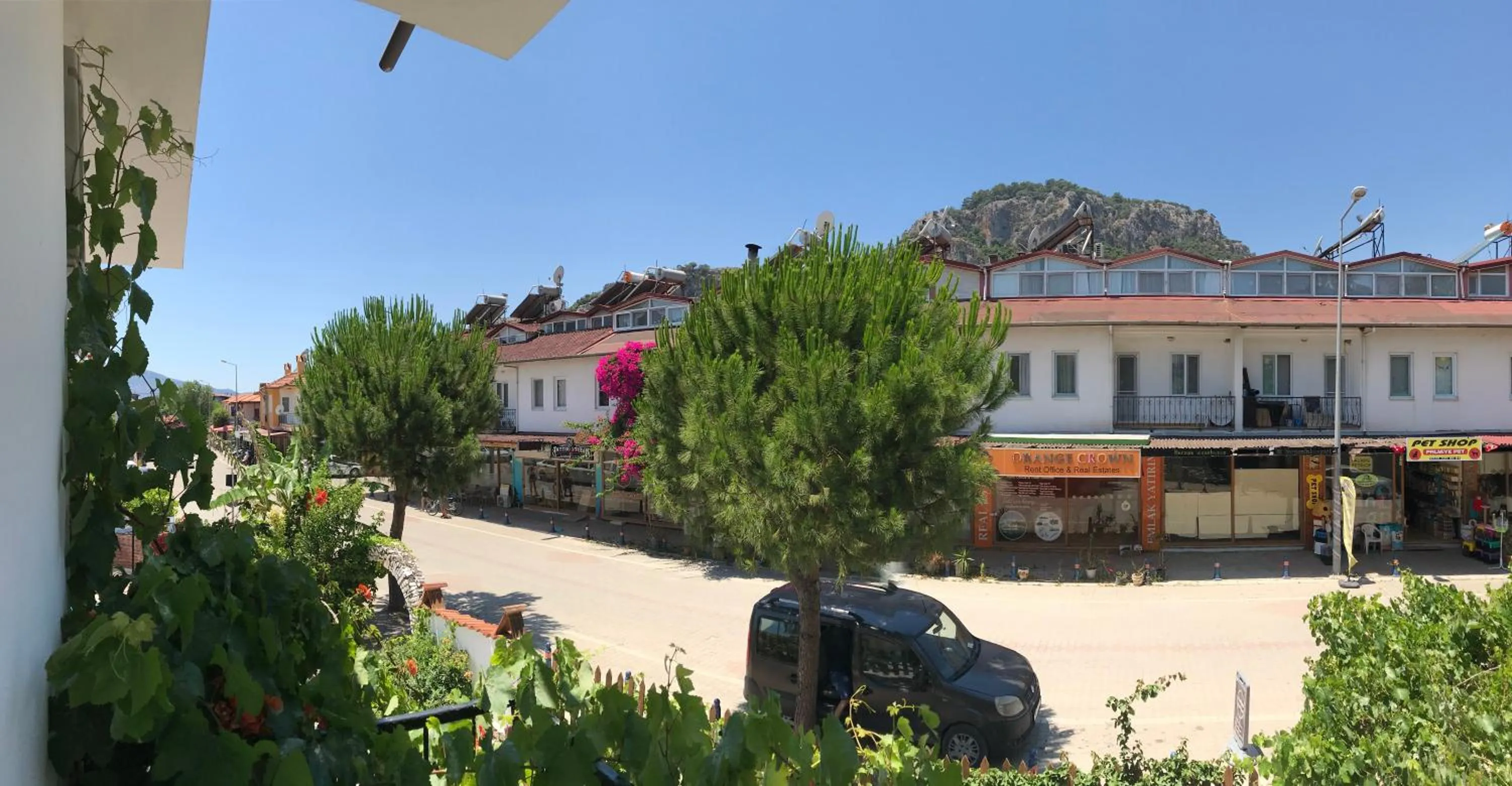 Moonlight Apart Hotel