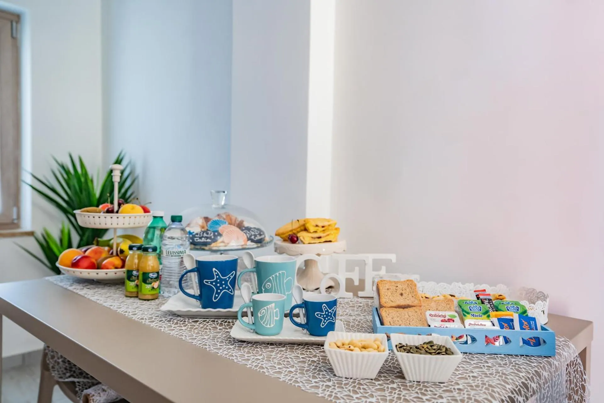 Coffee/tea facilities in Bebcatia