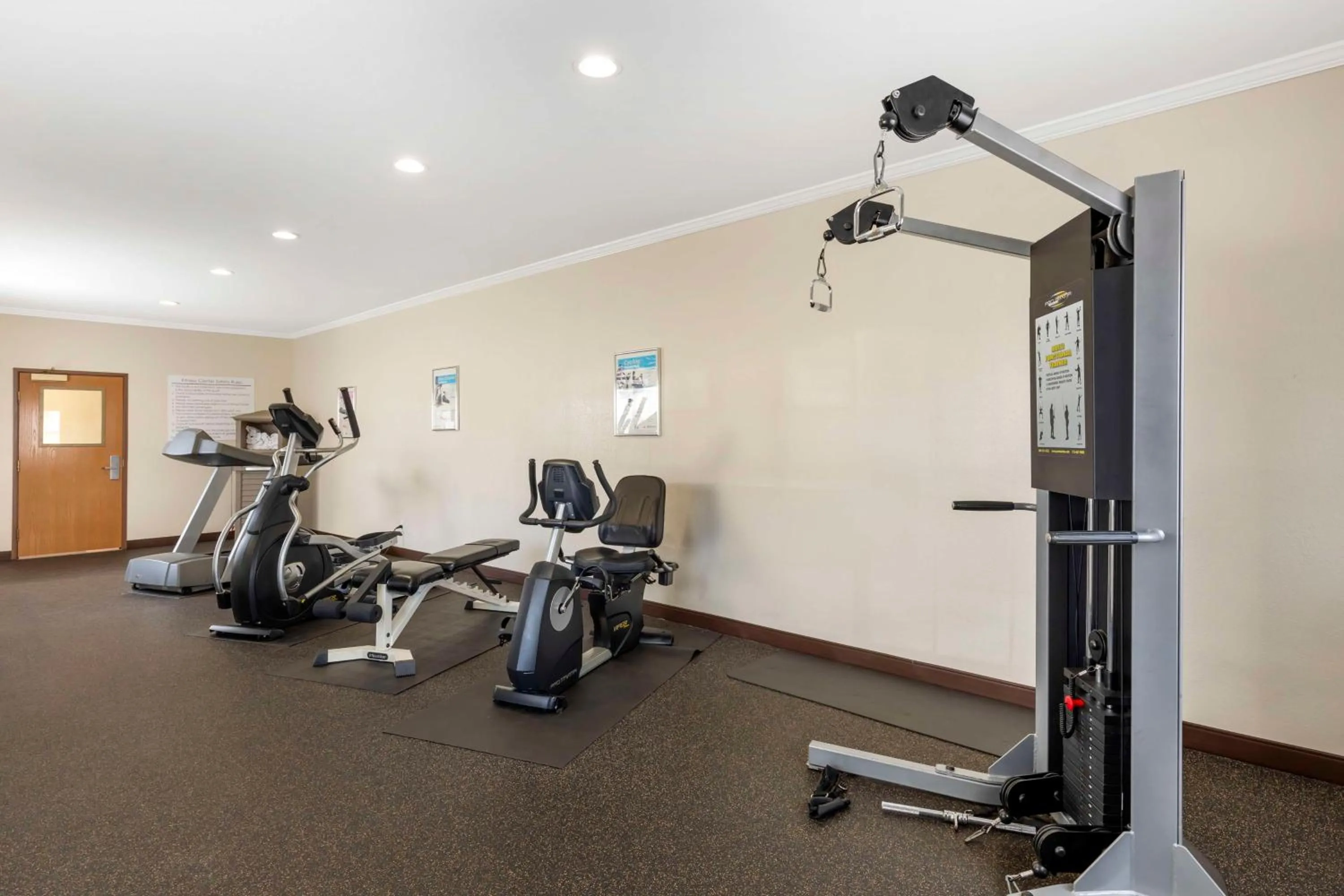 Fitness centre/facilities in Best Western Plus Lake Worth Inn & Suites