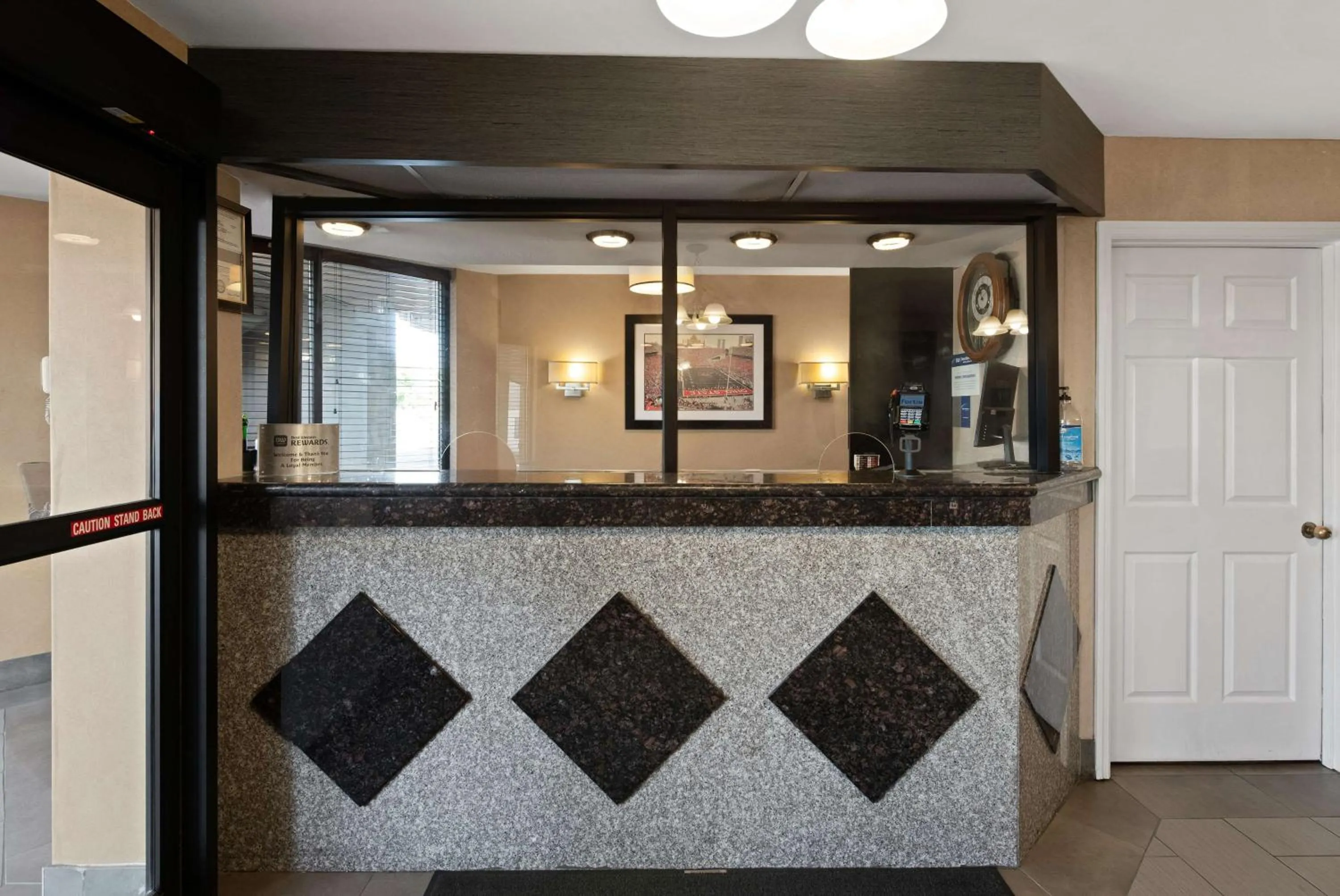 Lobby or reception in Best Western Executive Inn