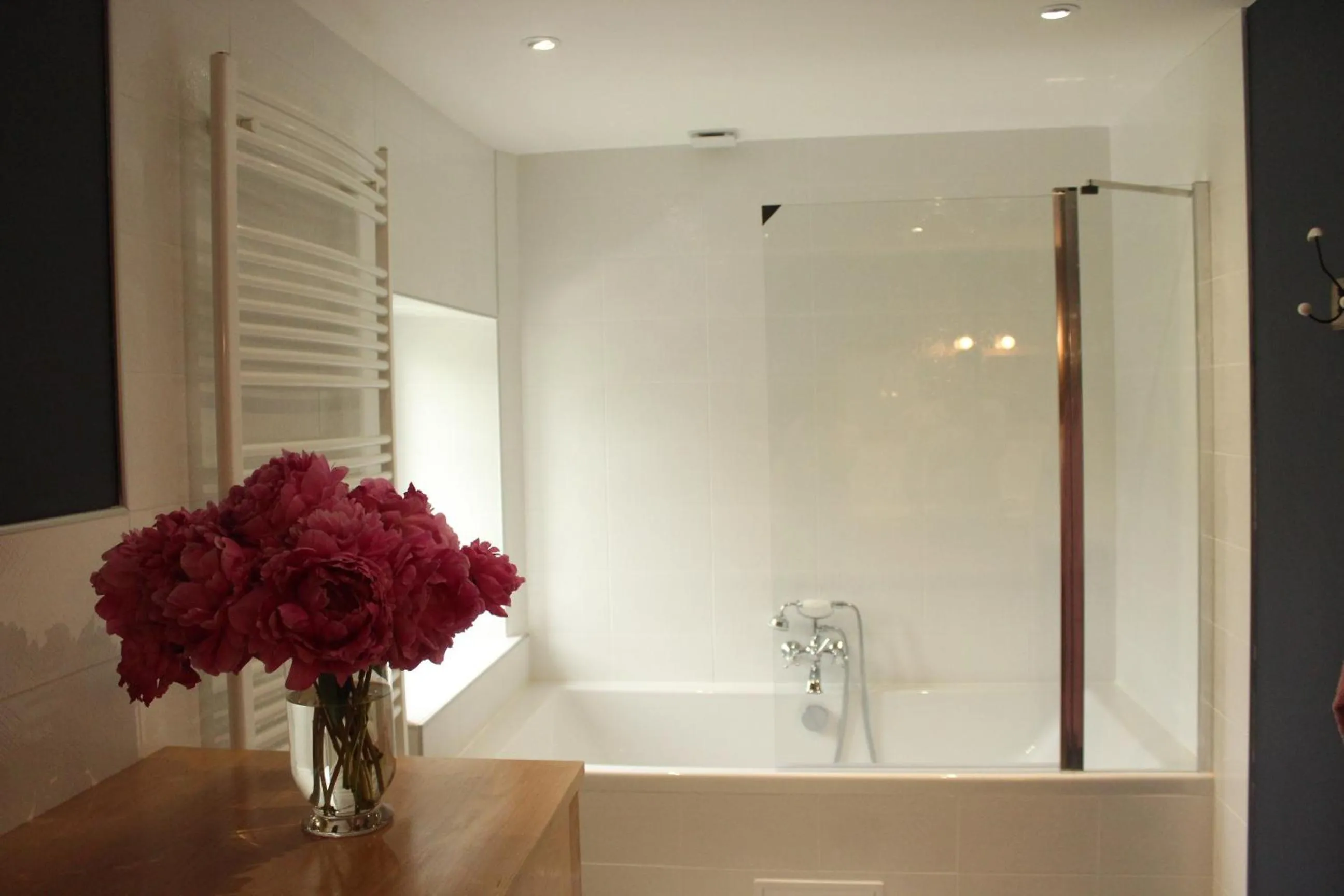 Bathroom in La Maison de Fleurat