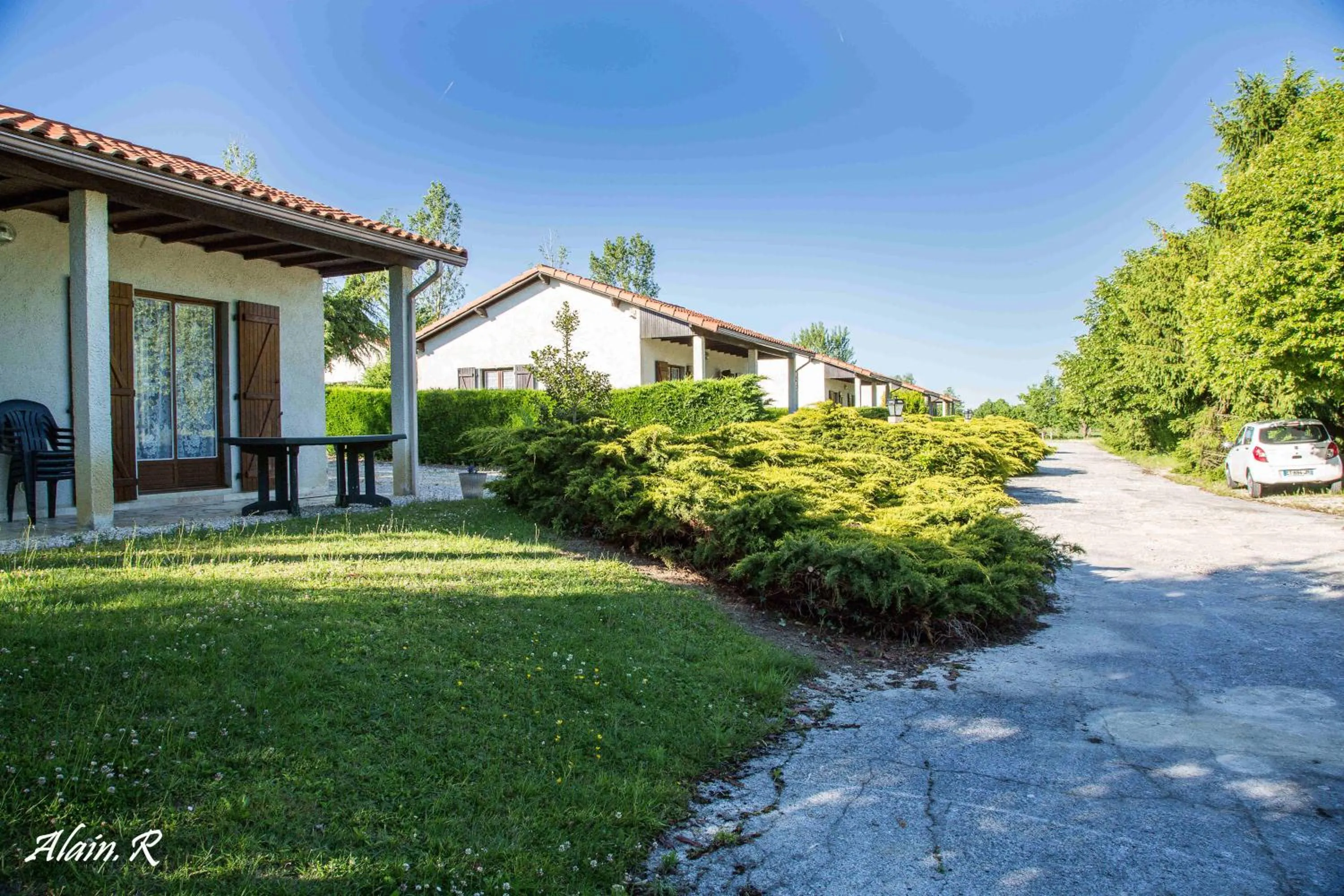 Property building in PARADISE CHALLETS AND CAMPING