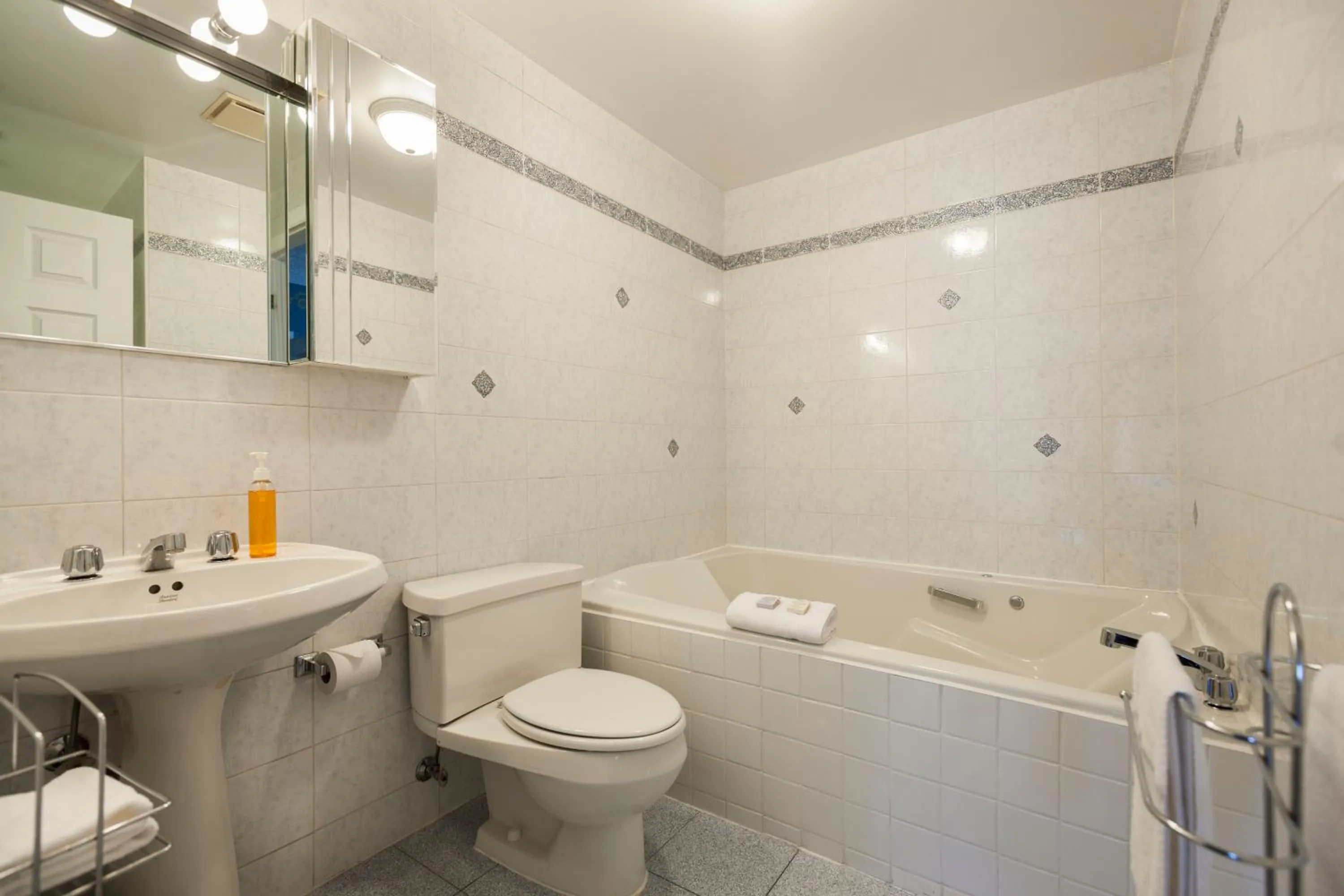 Bathroom in Hotel Chateau de l'Argoat