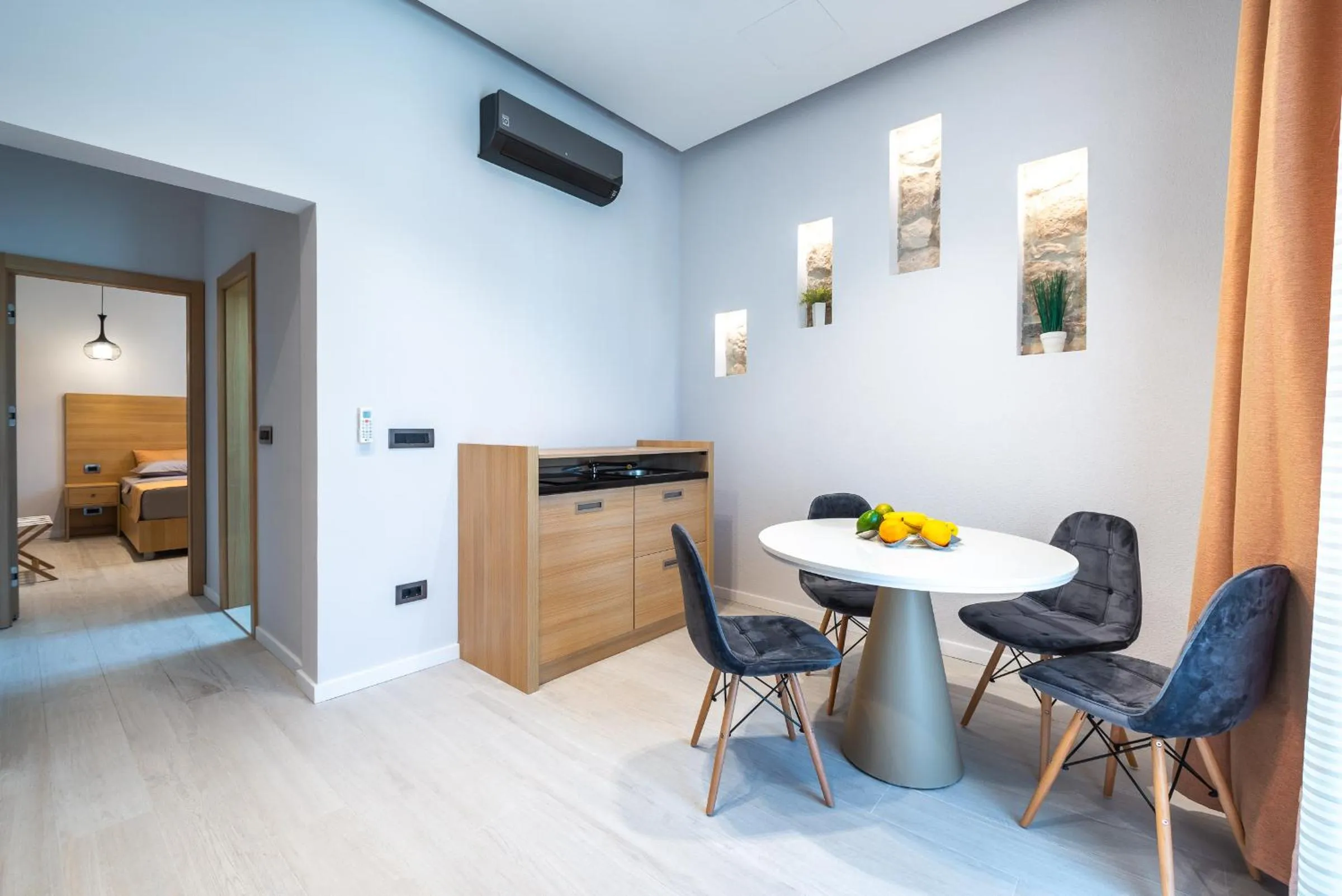 Kitchen or kitchenette in Casa Antika Suites