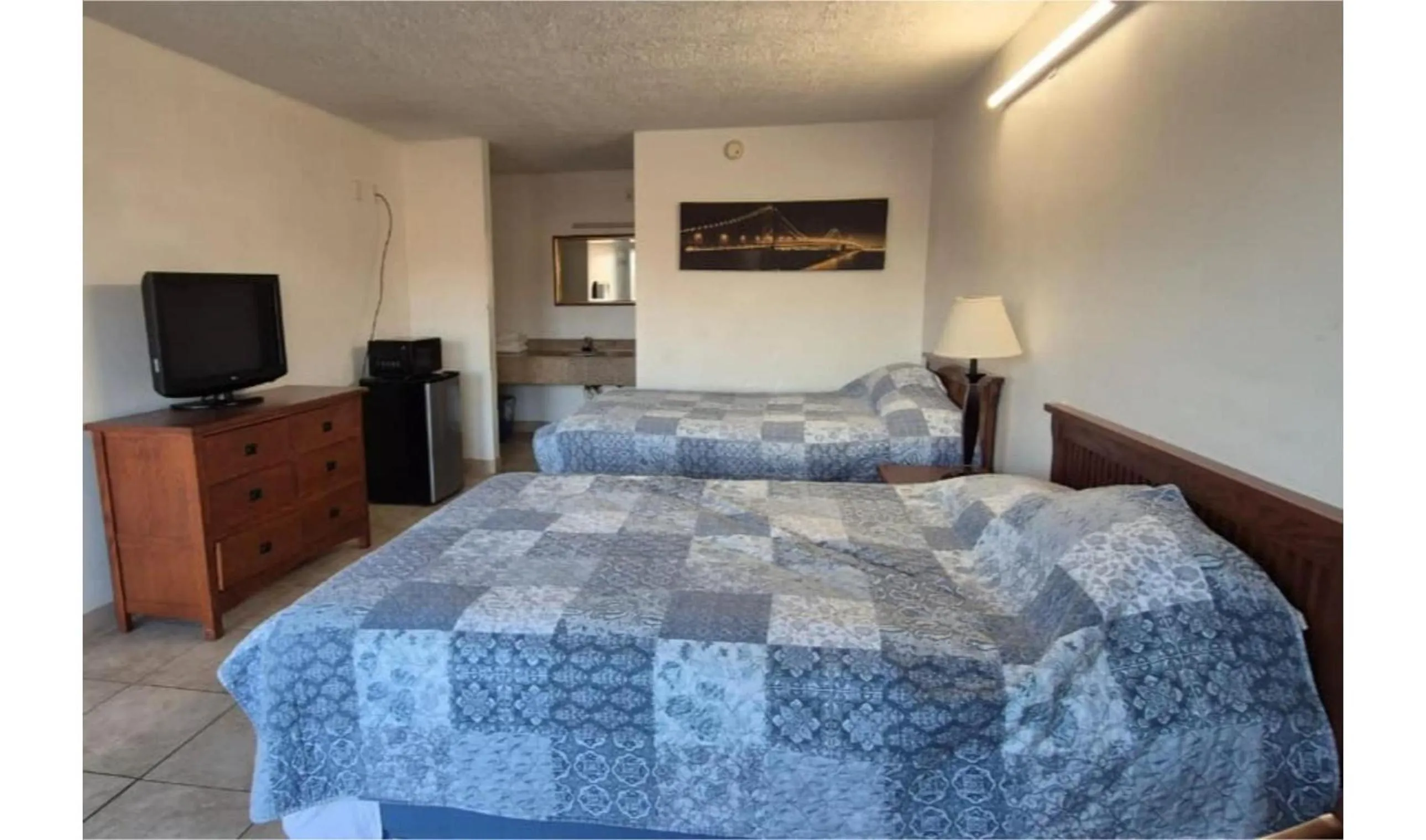 Bedroom, Bed in Central Motel Kissimmee Near Disney World