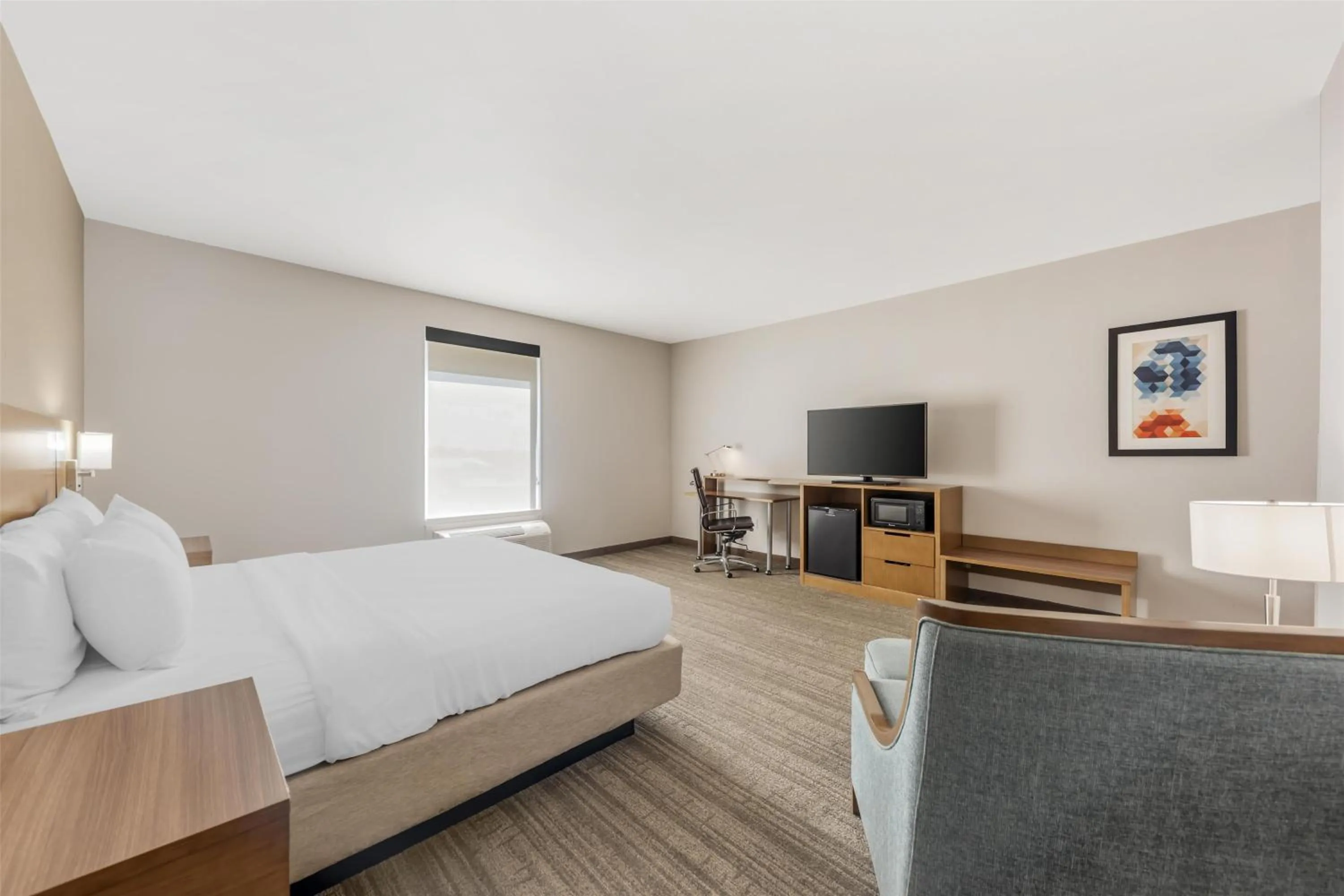 Bedroom, Bed in Best Western Green Oak Inn & Suites