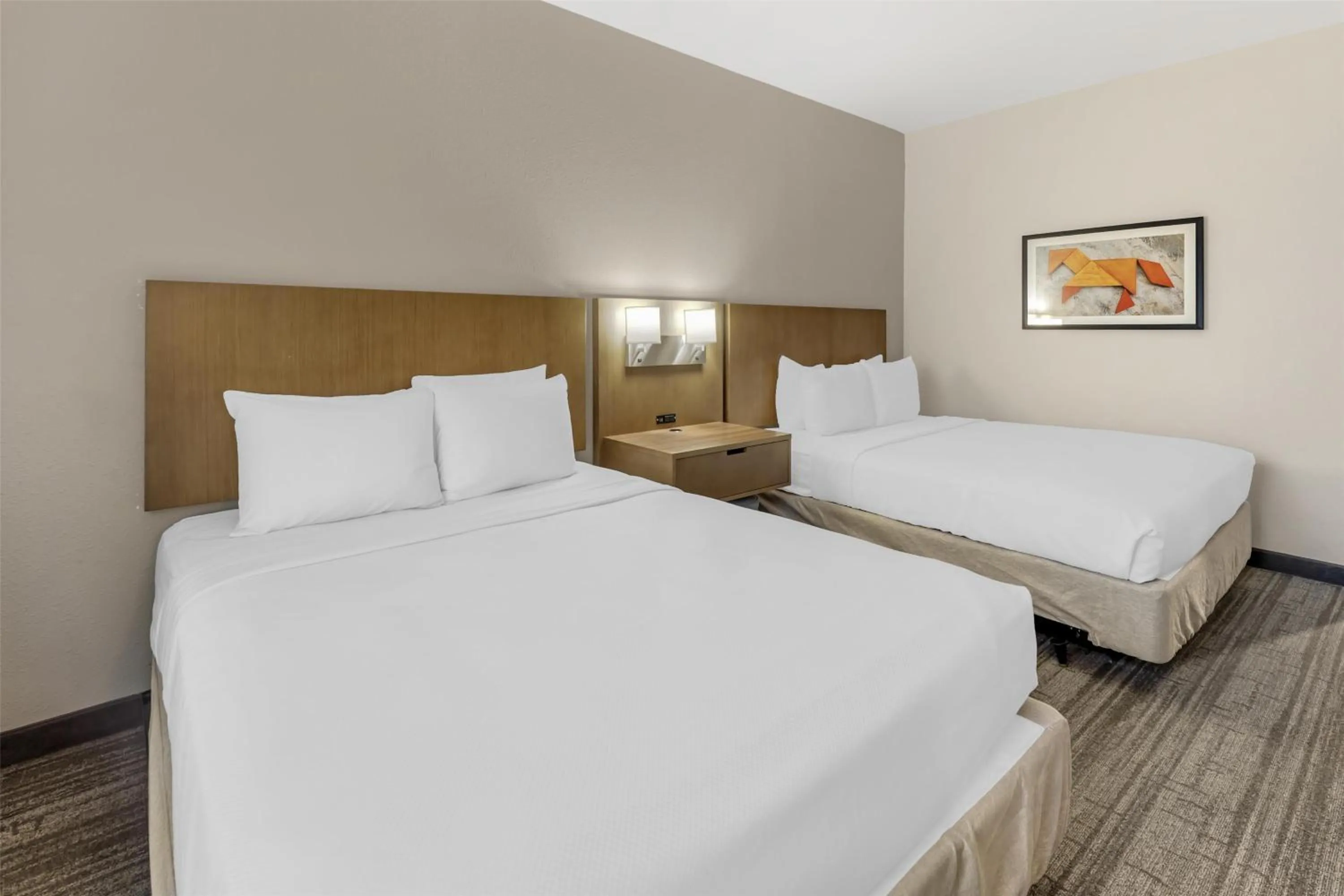 Bedroom, Bed in Best Western Green Oak Inn & Suites