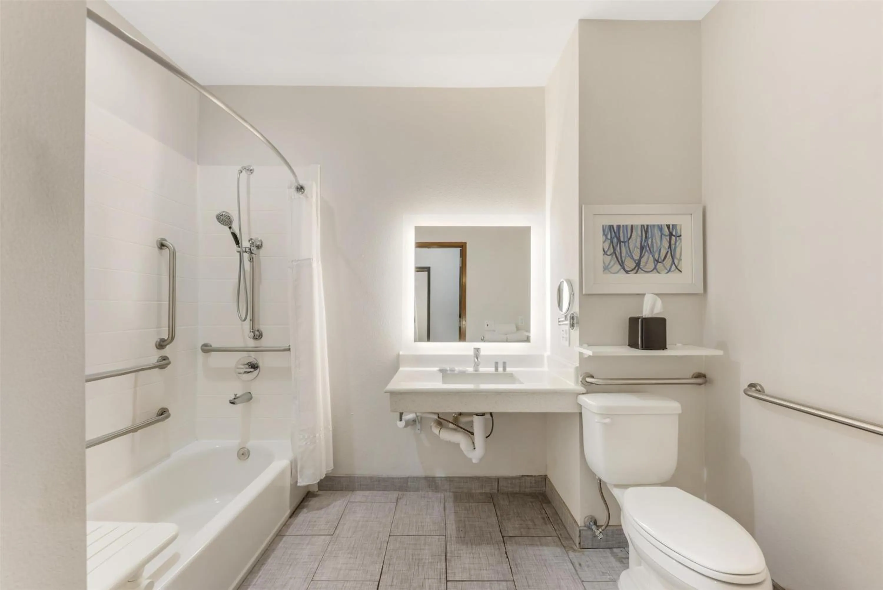 Bathroom in Best Western Green Oak Inn & Suites