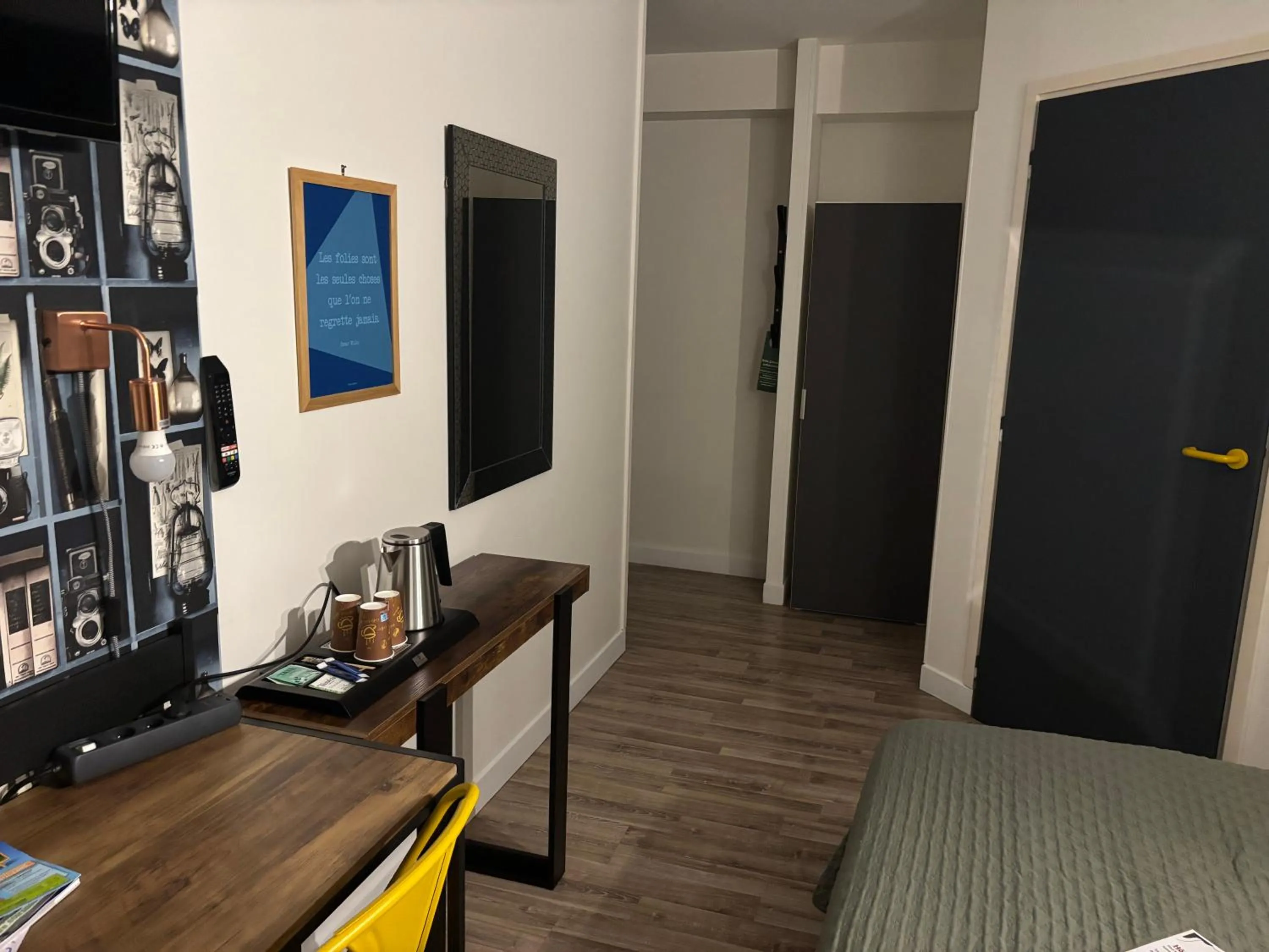 Bed in Hôtel Brasserie L'ESCALE, secteur Gare de Bergerac