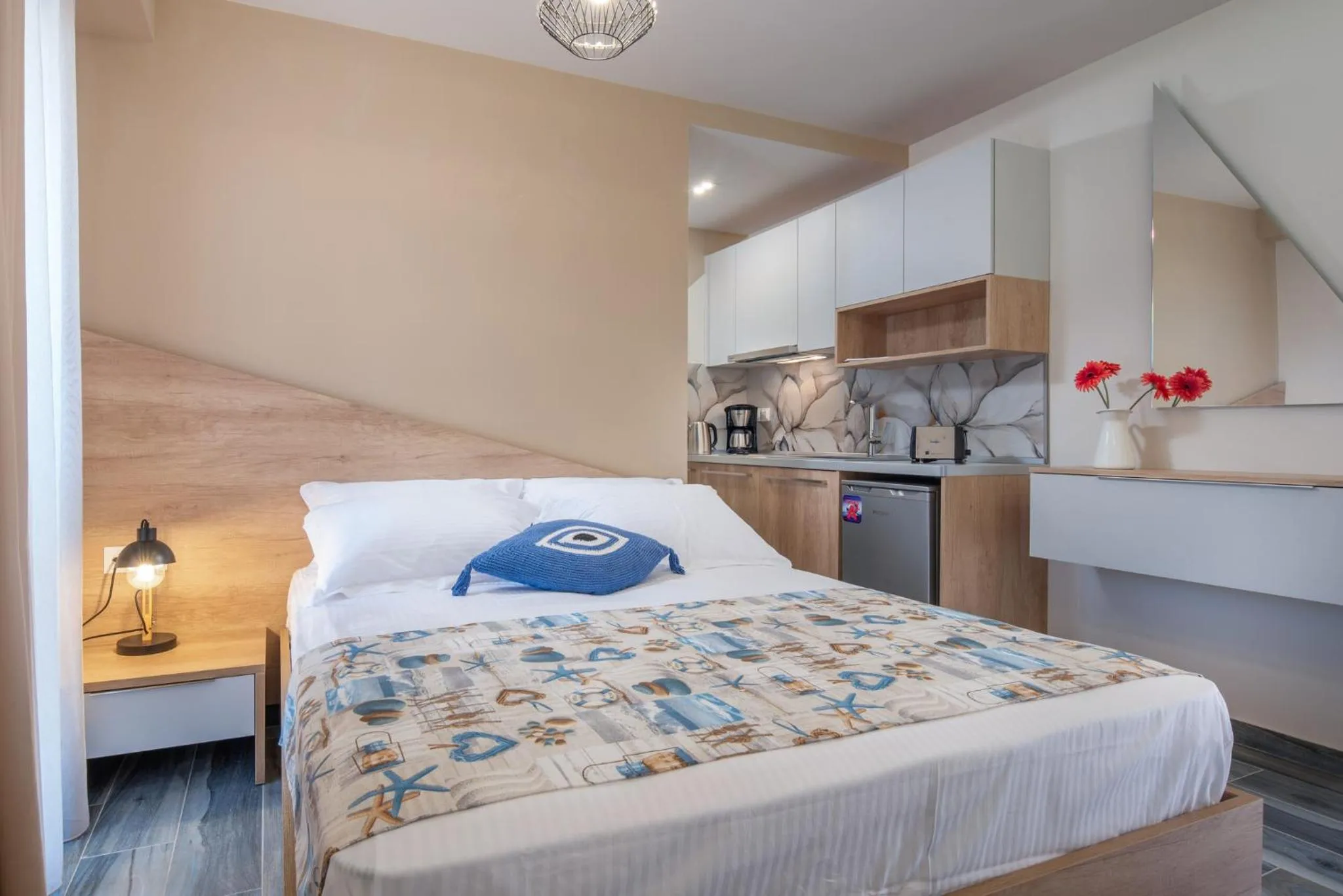 Bed in Stavros Compass