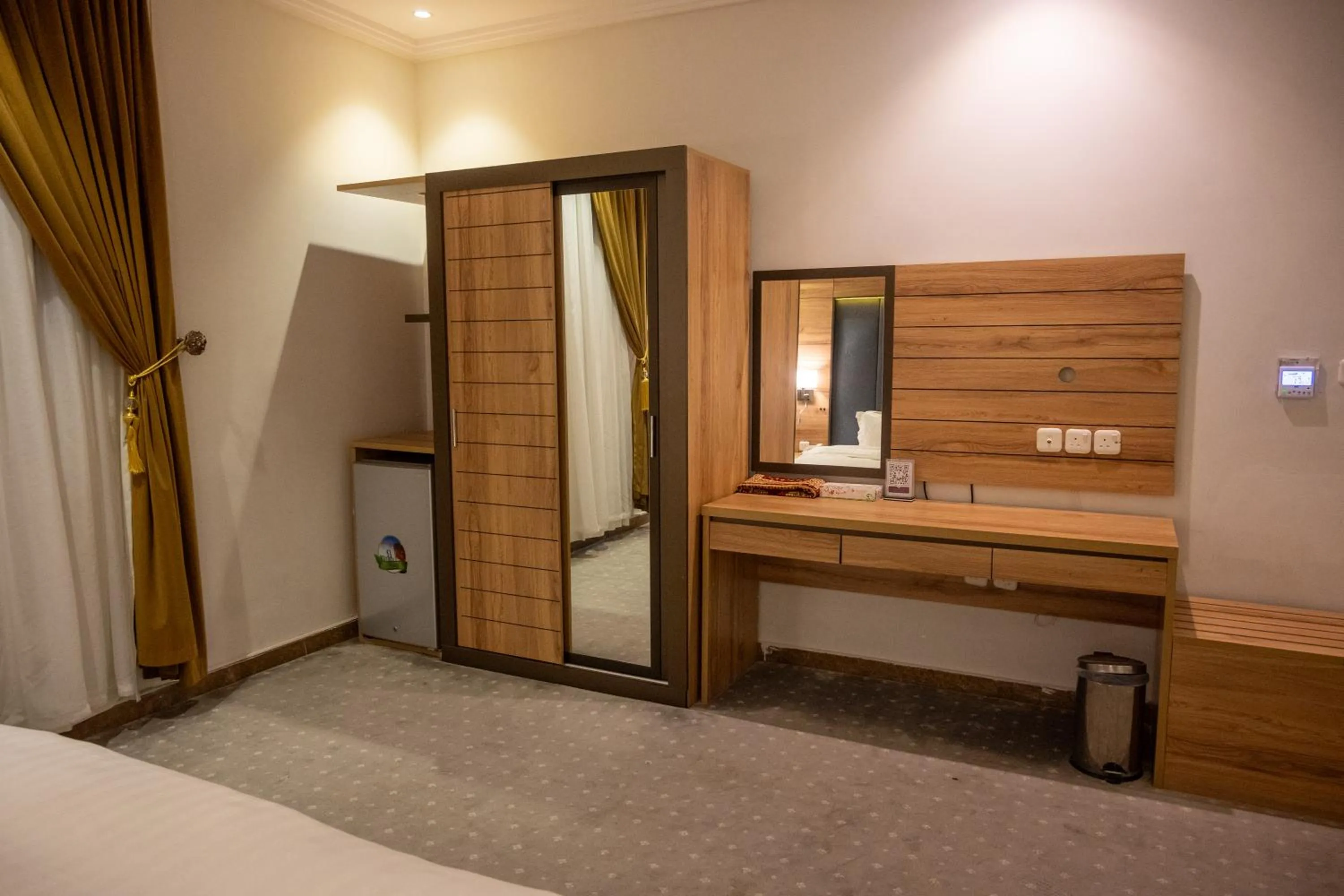 wardrobe in لافنت بارك للشقق المخدومة - إقتصادي