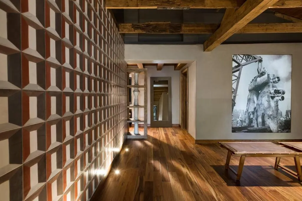 Decorative detail in Morada la Noria