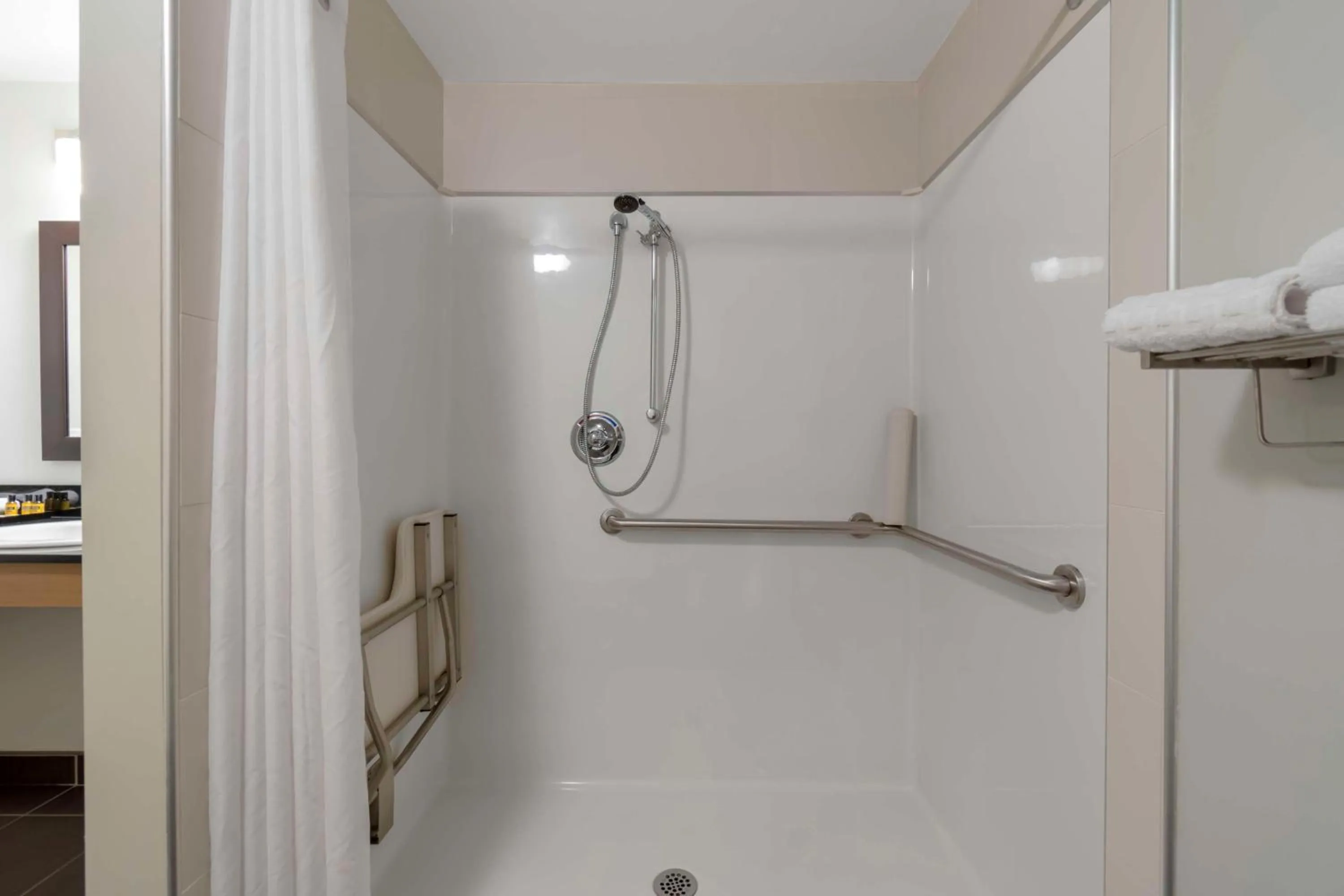 Bathroom in Best Western Plus Airport Inn & Suites