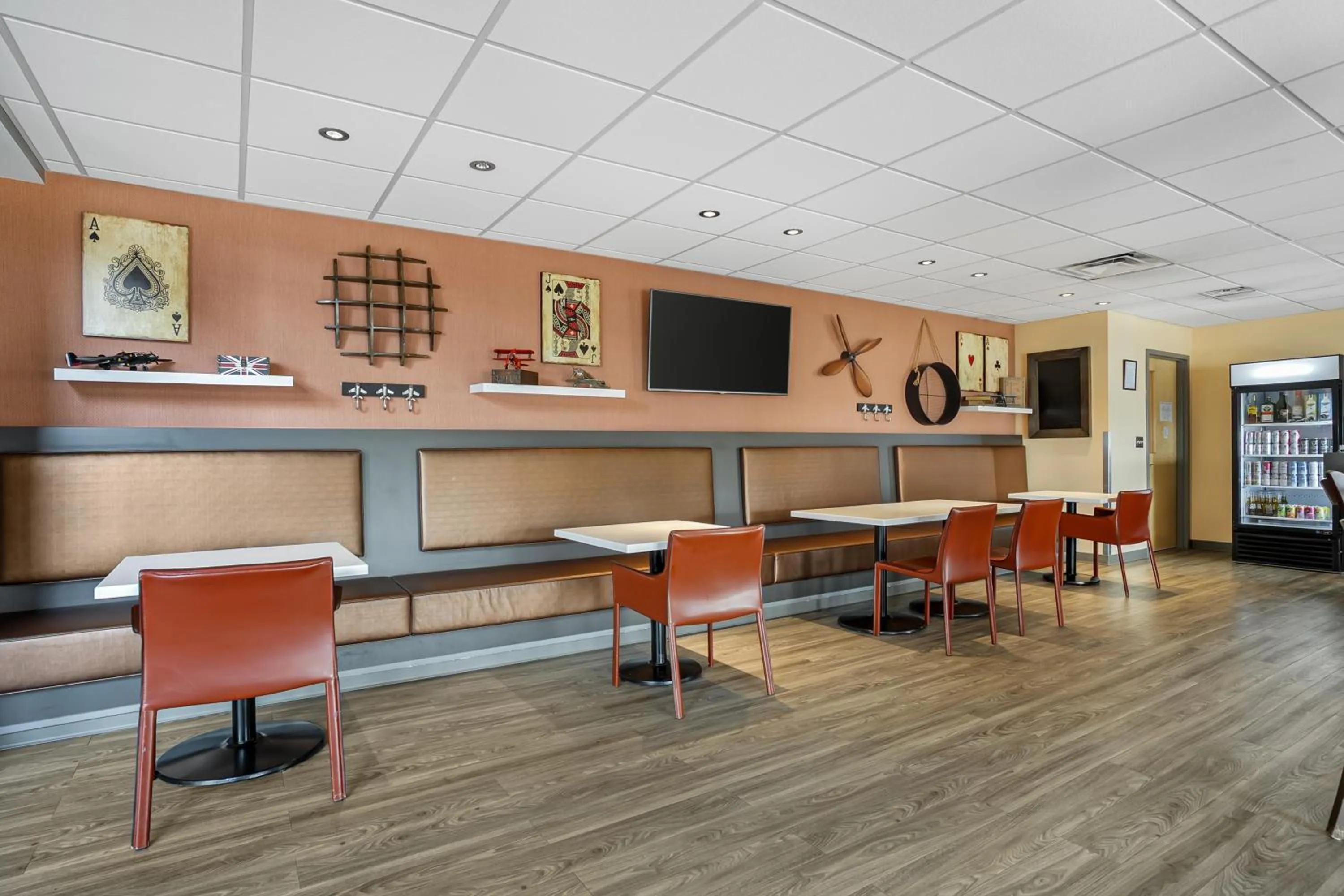 Restaurant/places to eat in Best Western Plus Airport Inn & Suites