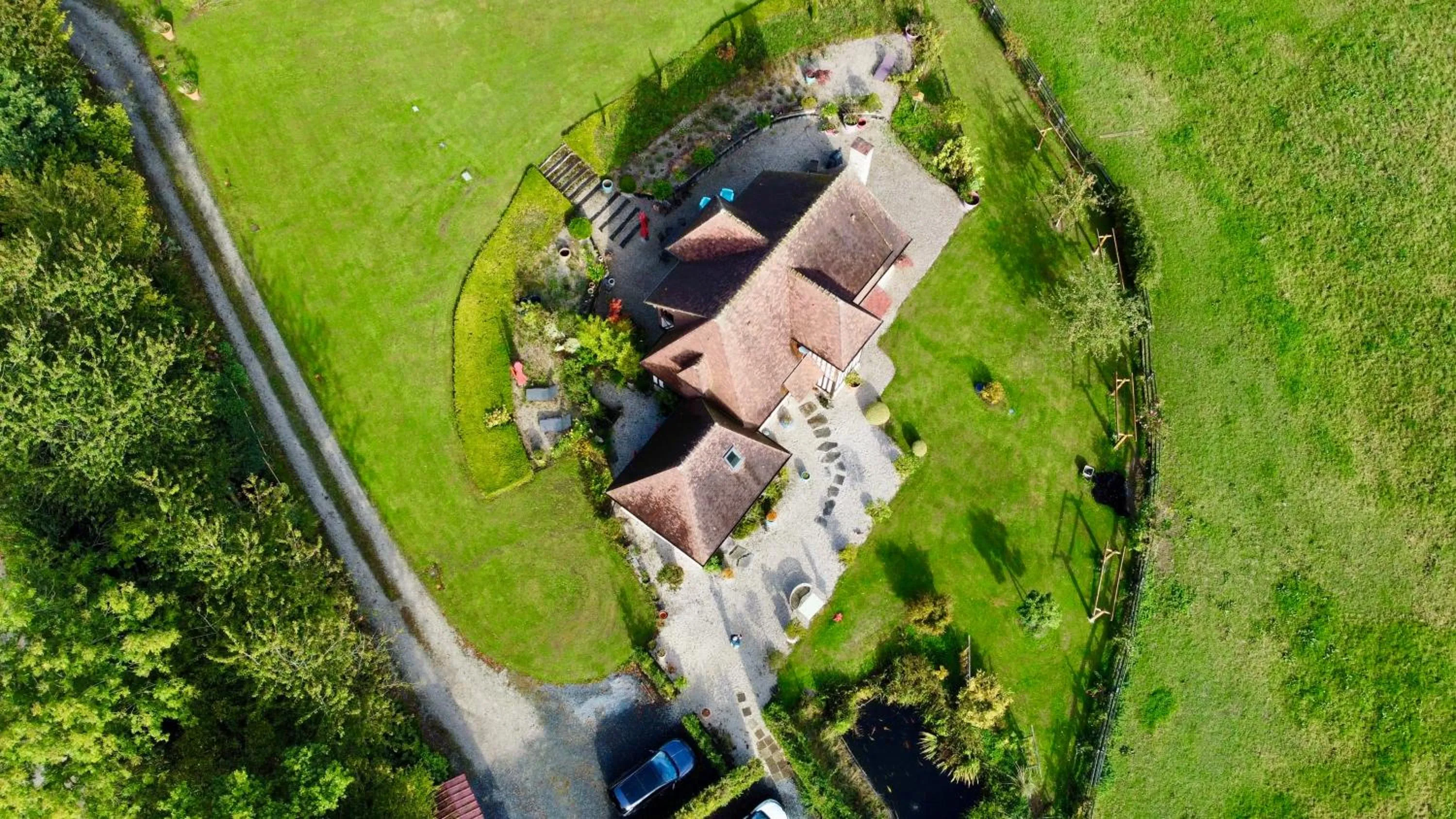 Property building in L'Herbe aux Vaches