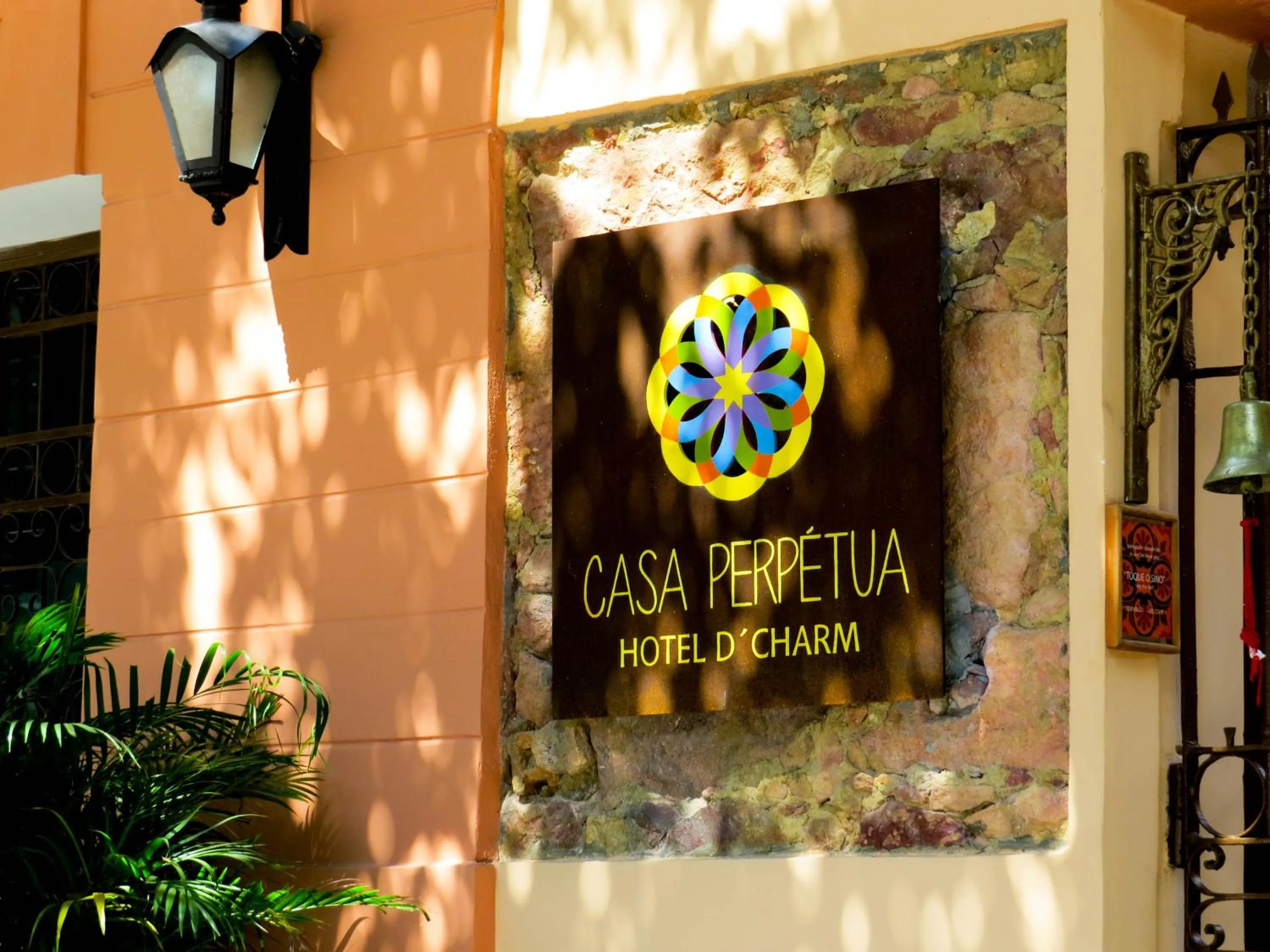 Facade/entrance in Casa Perpetua Hotel D Charm