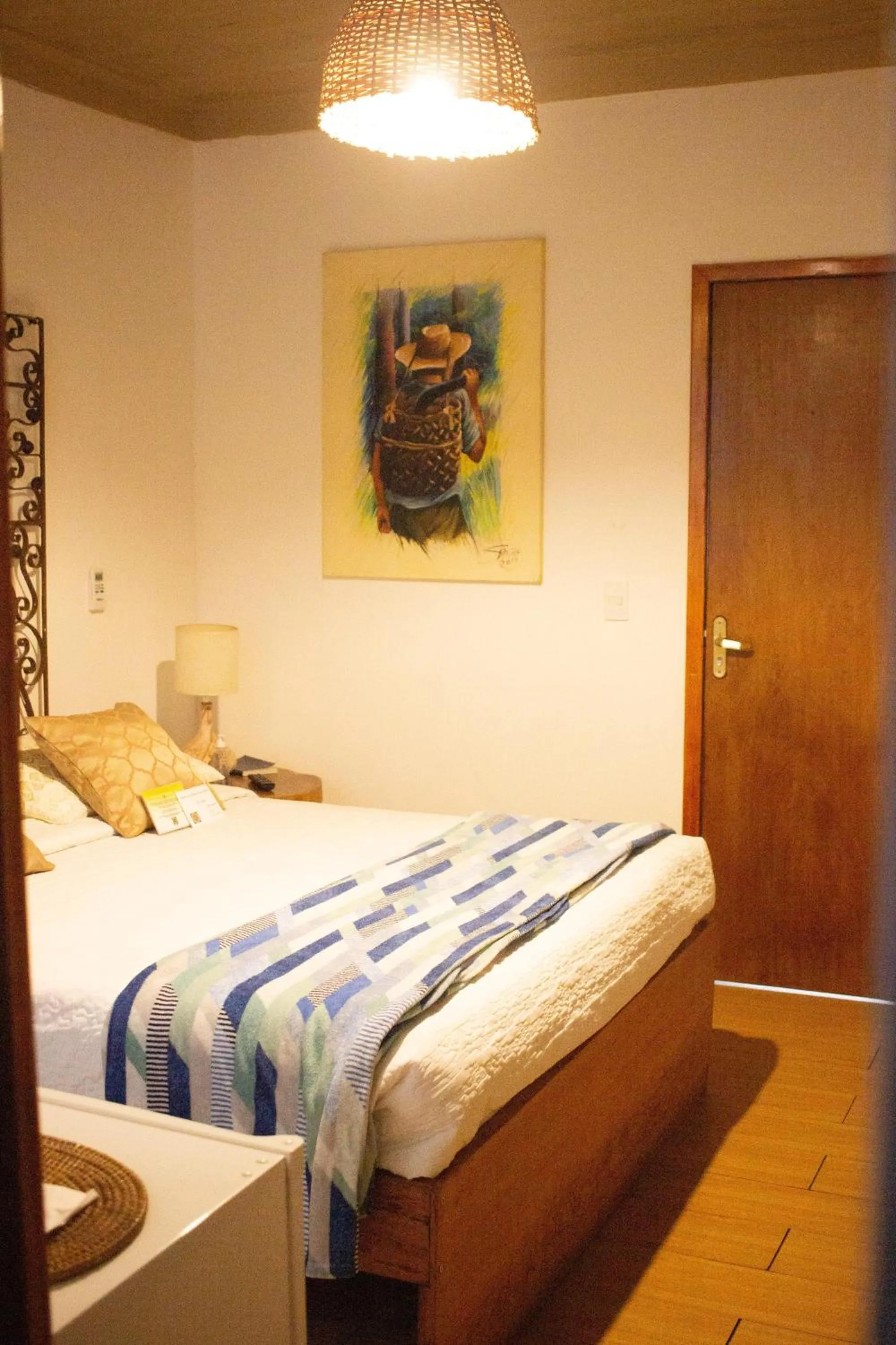 Photo of the whole room, Bed in Casa Perpetua Hotel D Charm