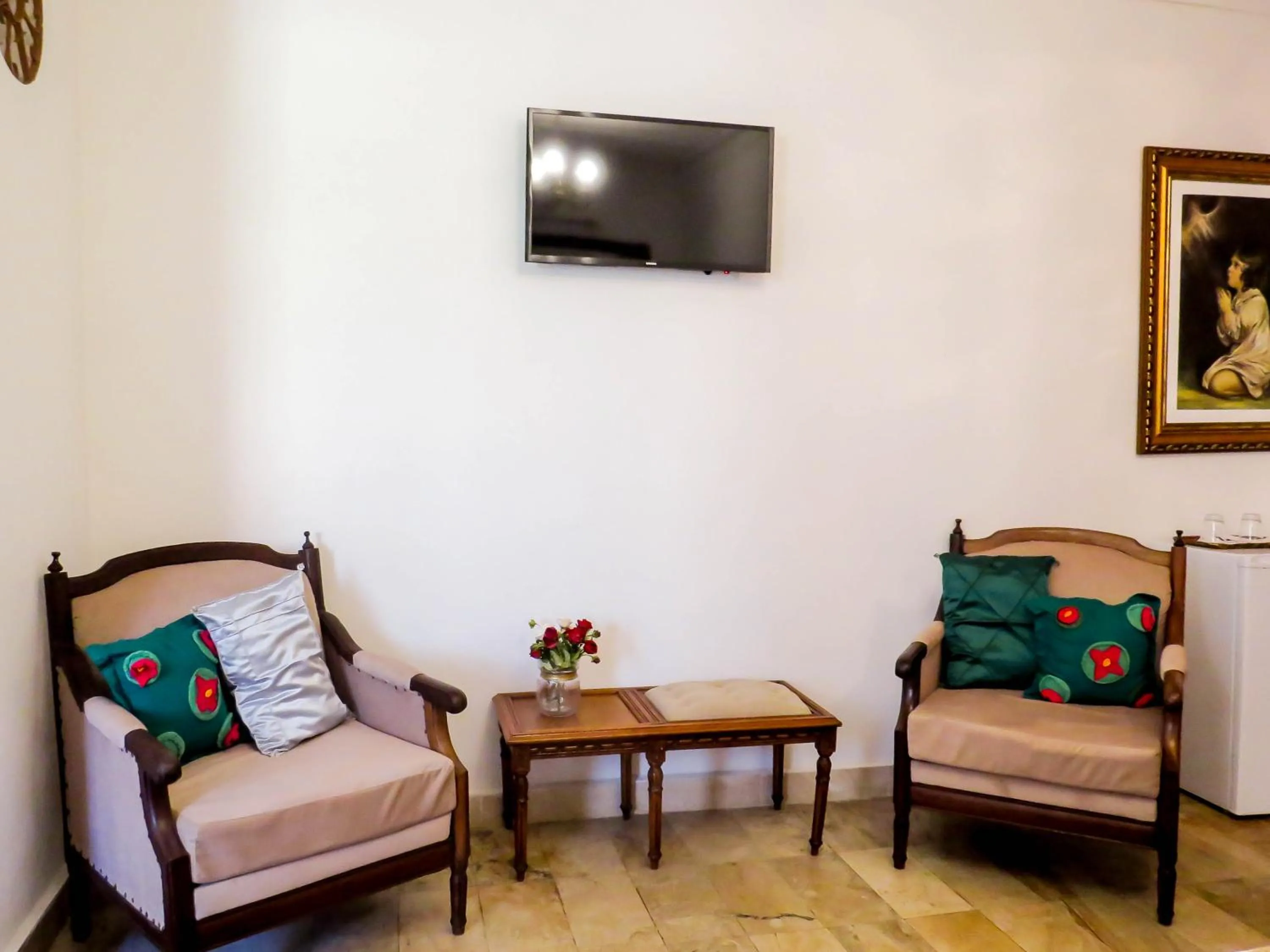 hair dresser in Casa Perpetua Hotel D Charm