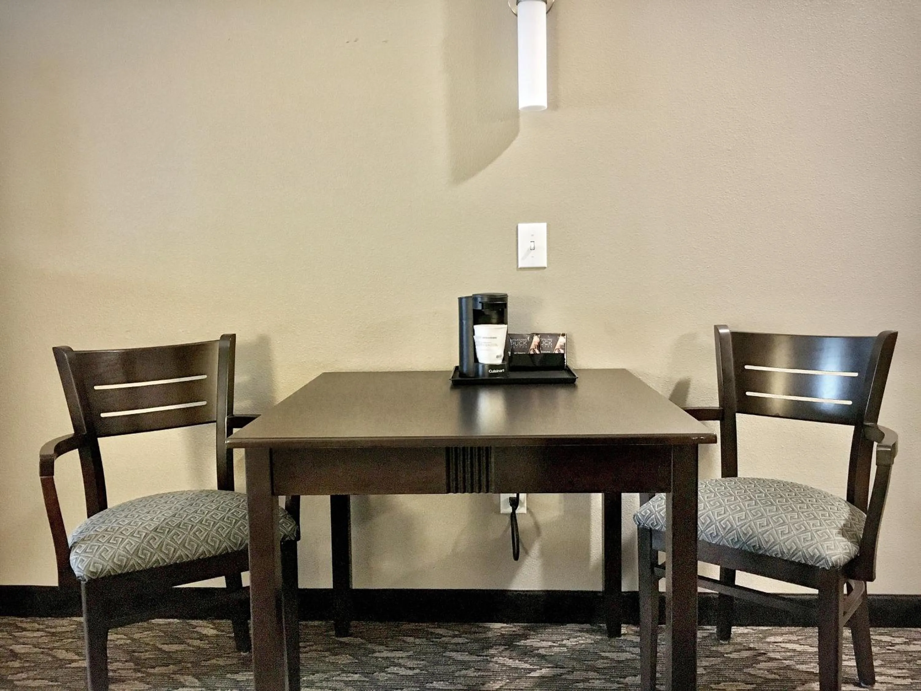 Seating area in Best Western Wheatland Inn