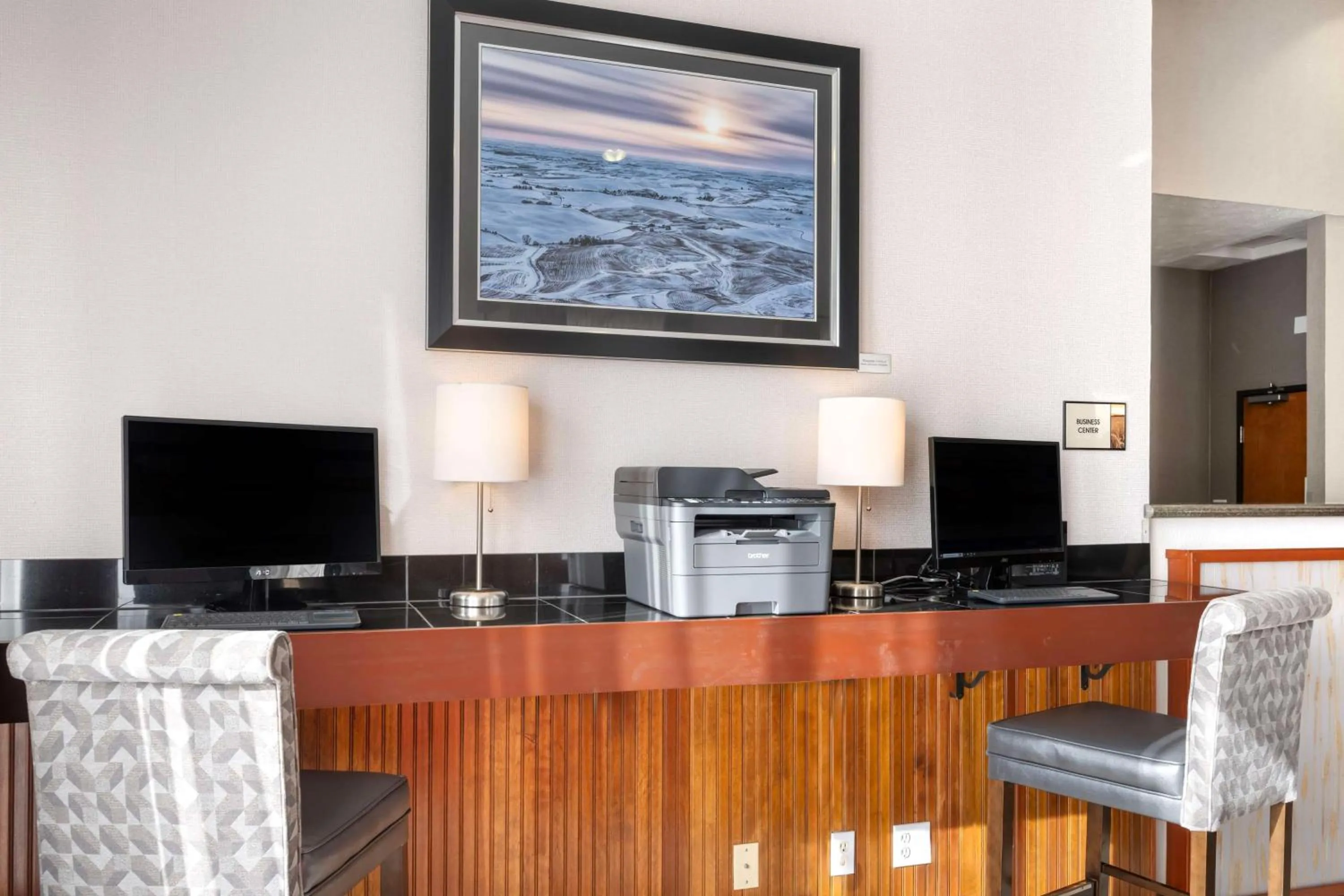 Business facilities in Best Western Wheatland Inn