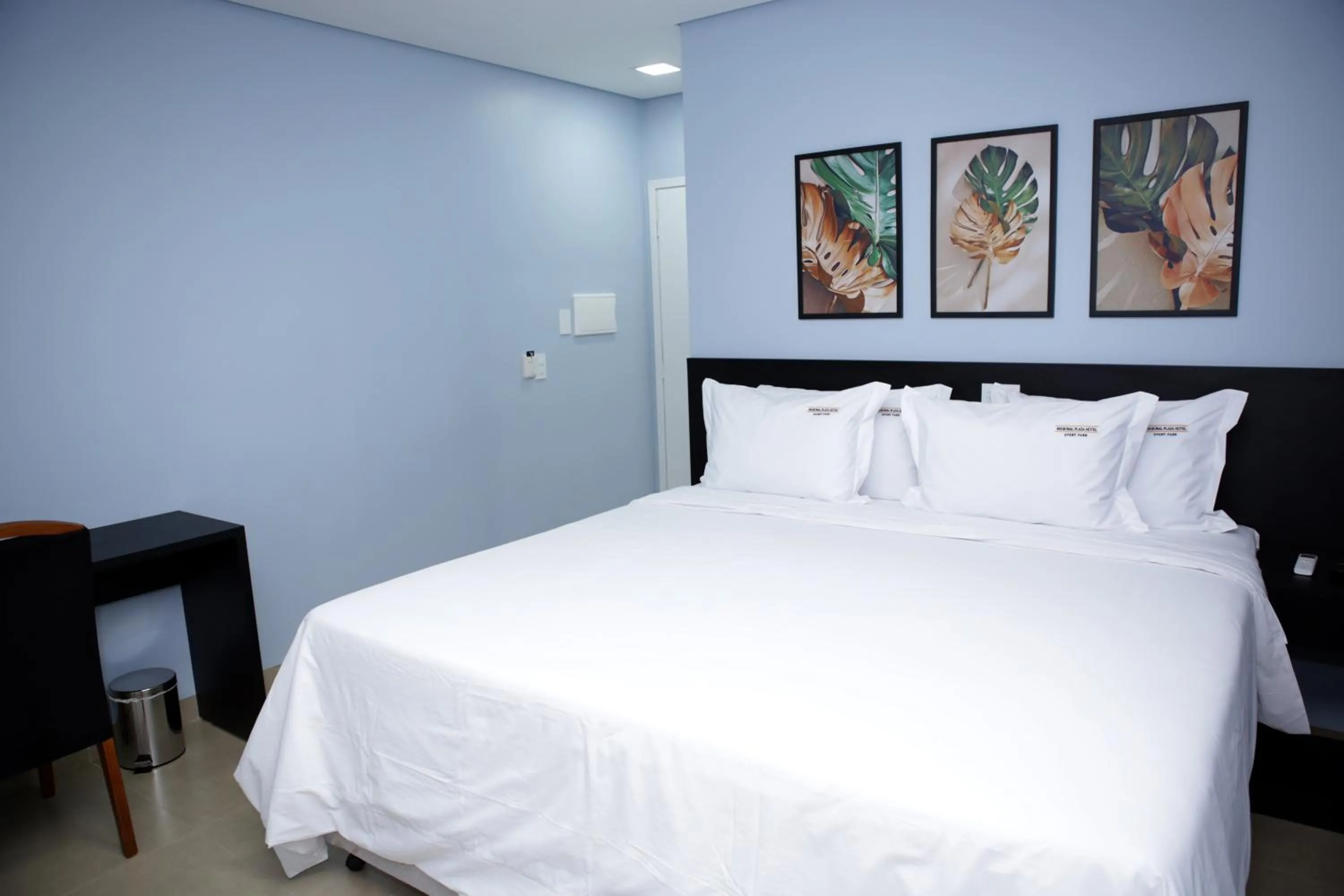 Bed in Regional Plaza Hotel Event Park