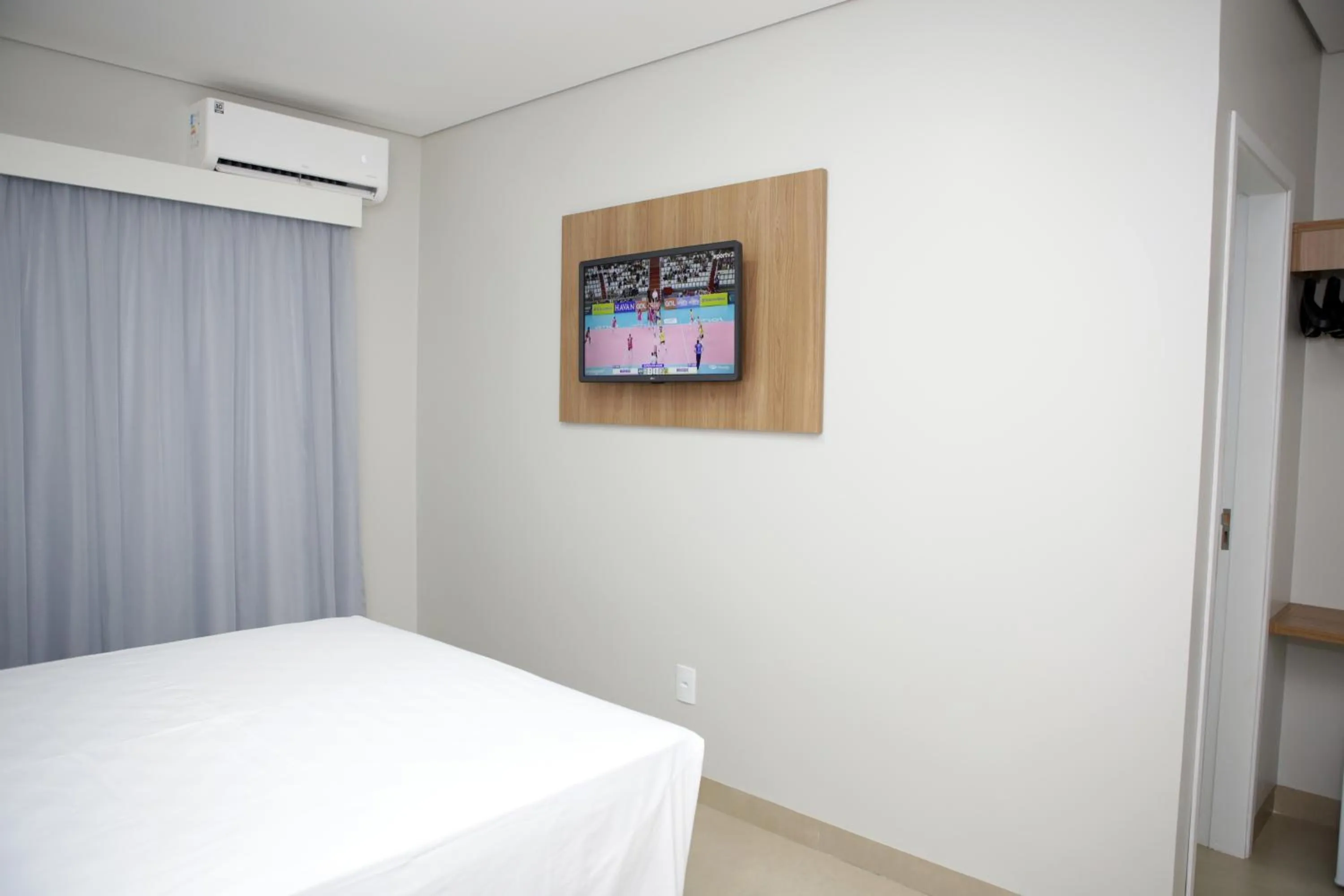 Bed in Regional Plaza Hotel Event Park