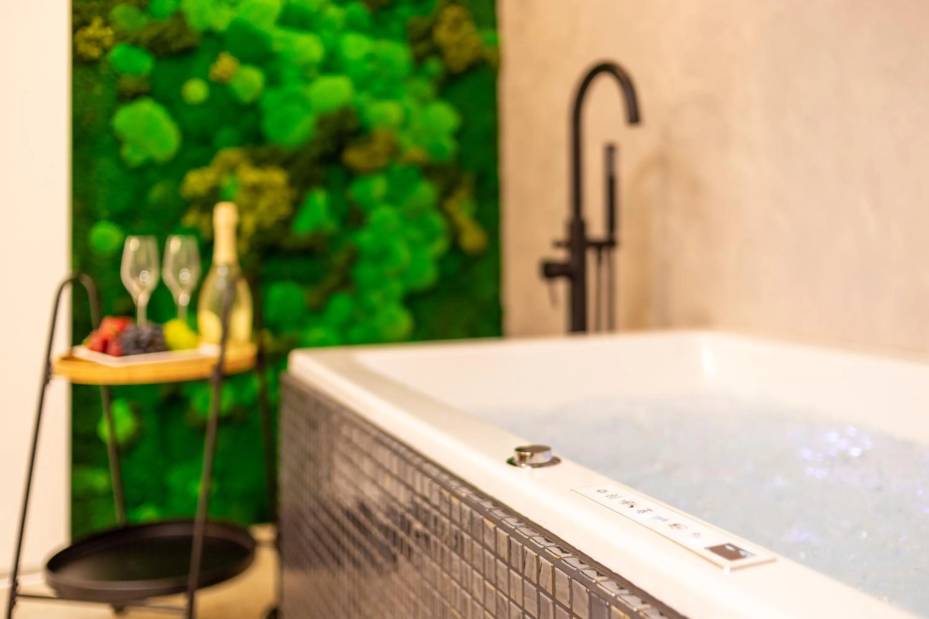 Bath in Bohemia Inn Hotel