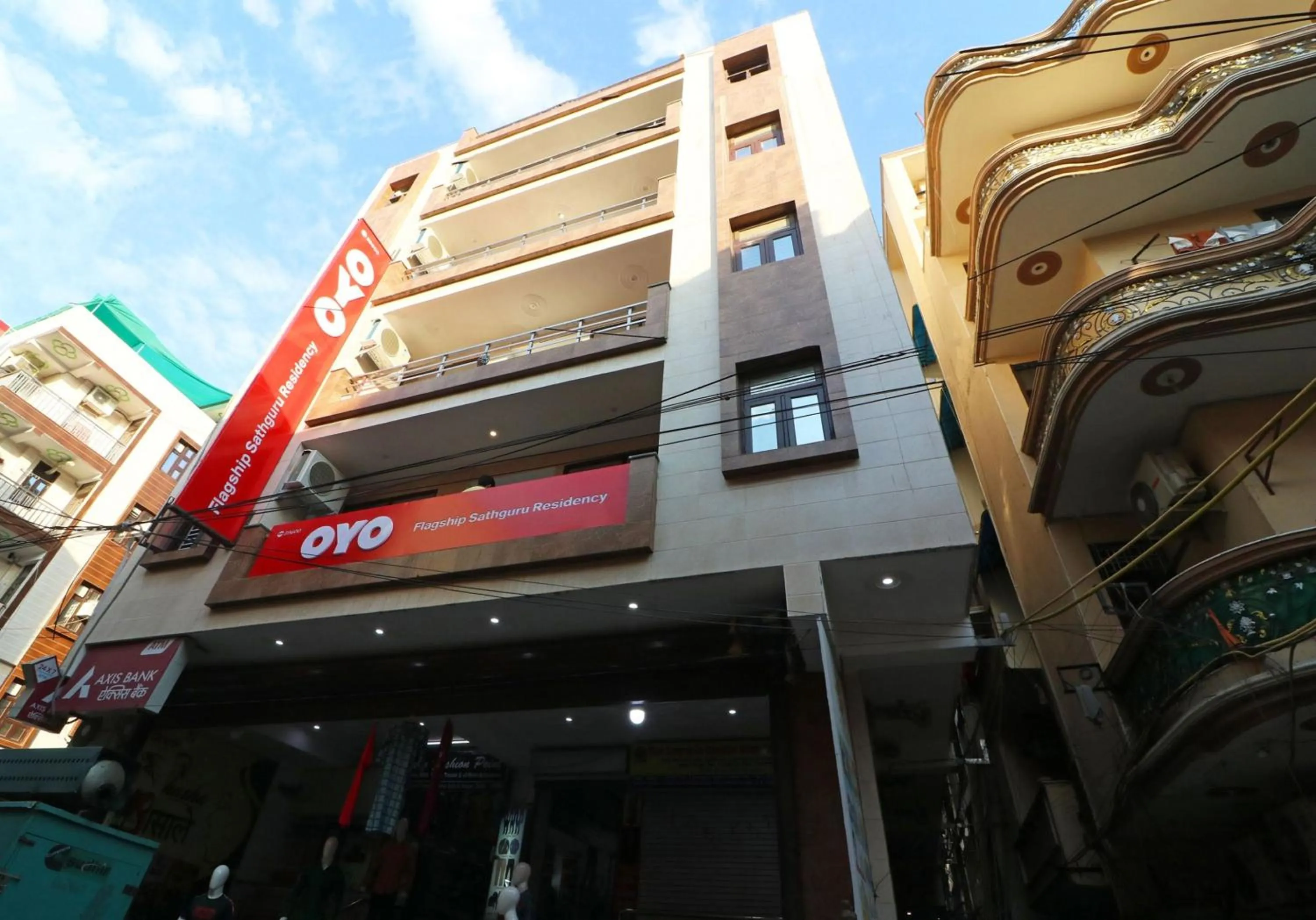 Facade/entrance in Super Hotel O Sathguru Residency Near New Ashok Nagar Metro Station