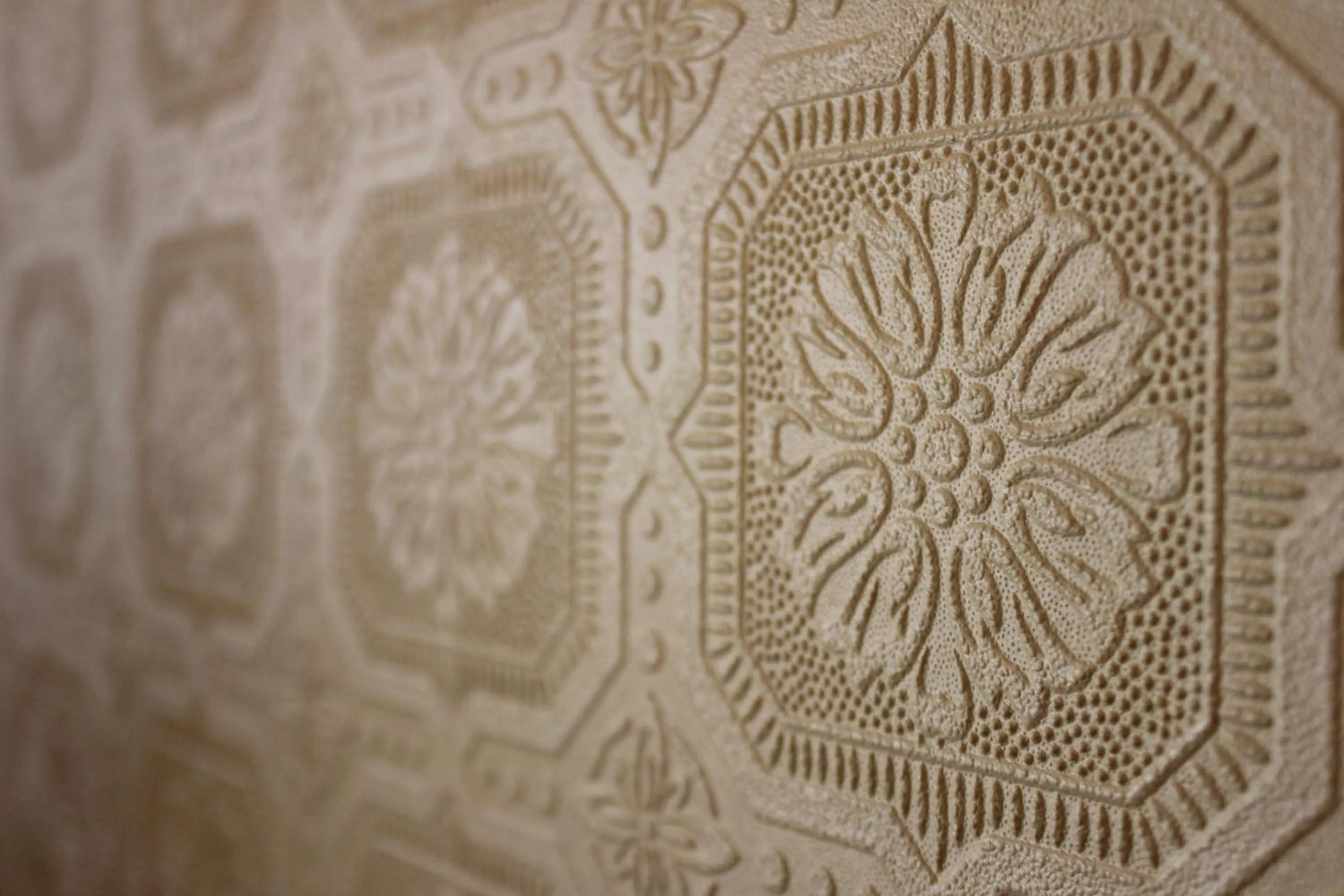 Decorative detail in Lewis & Clark Motel - Bozeman