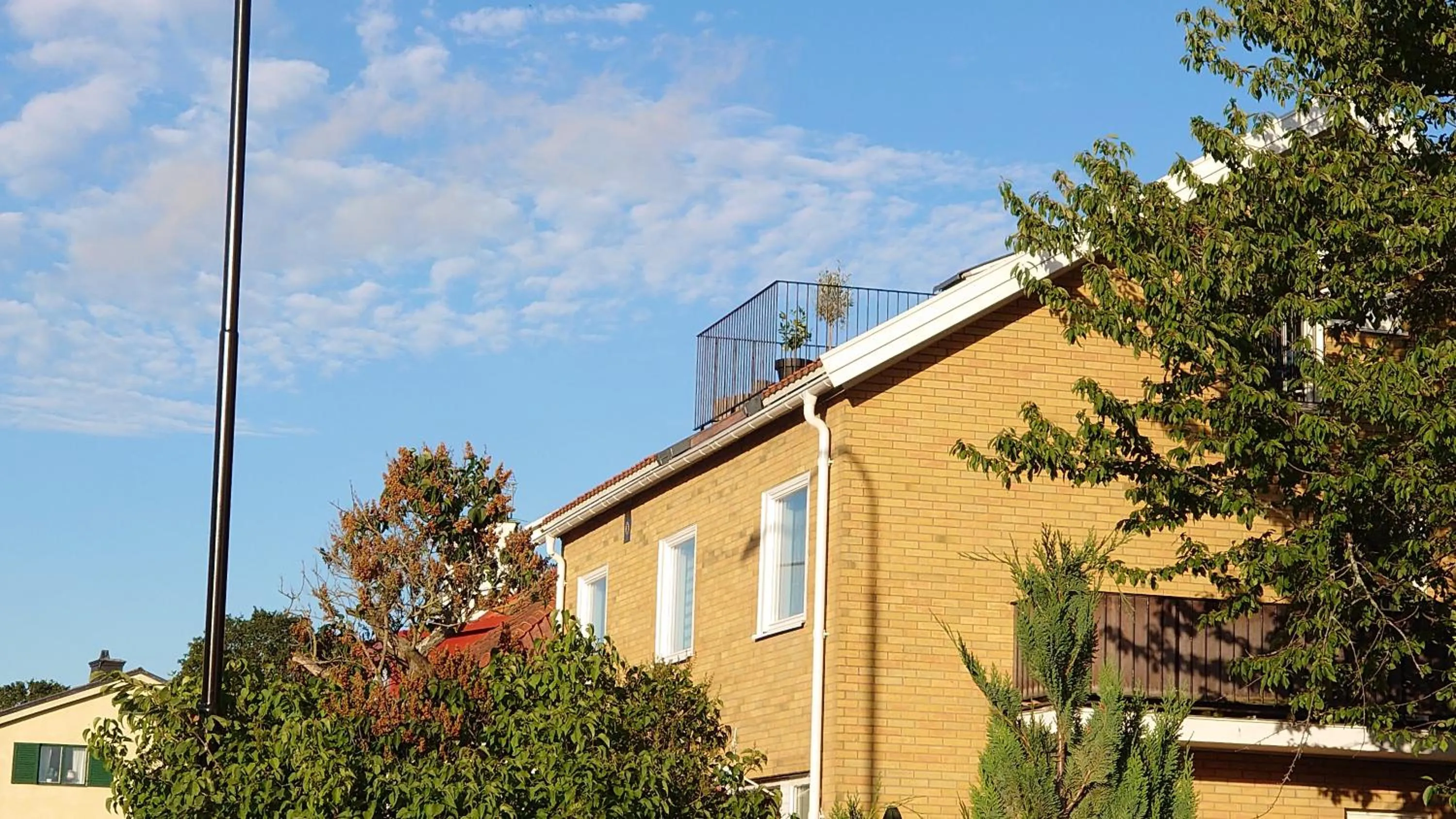 Balcony/Terrace, Property Building in Simones Hotel