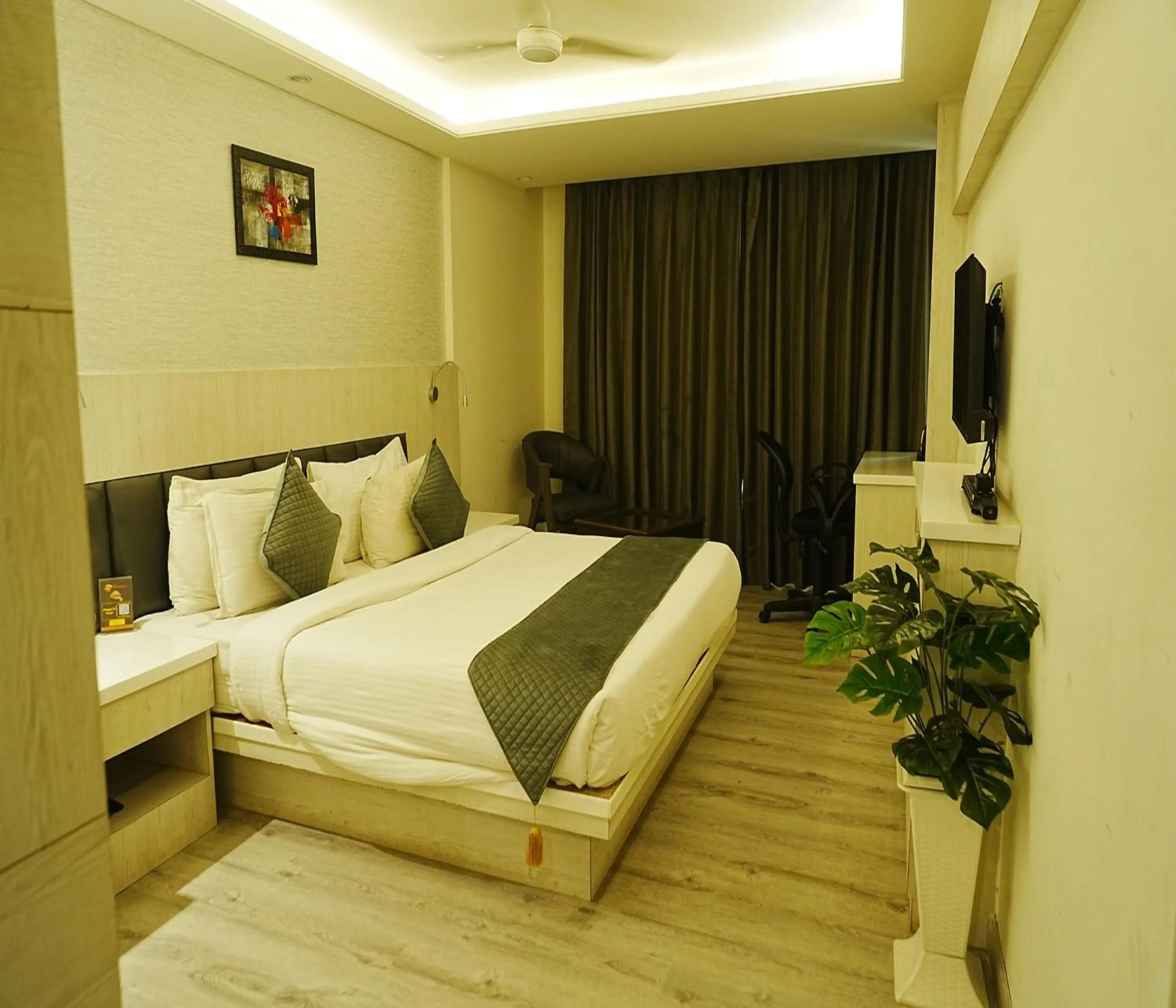 Bed in Hotel Radiance