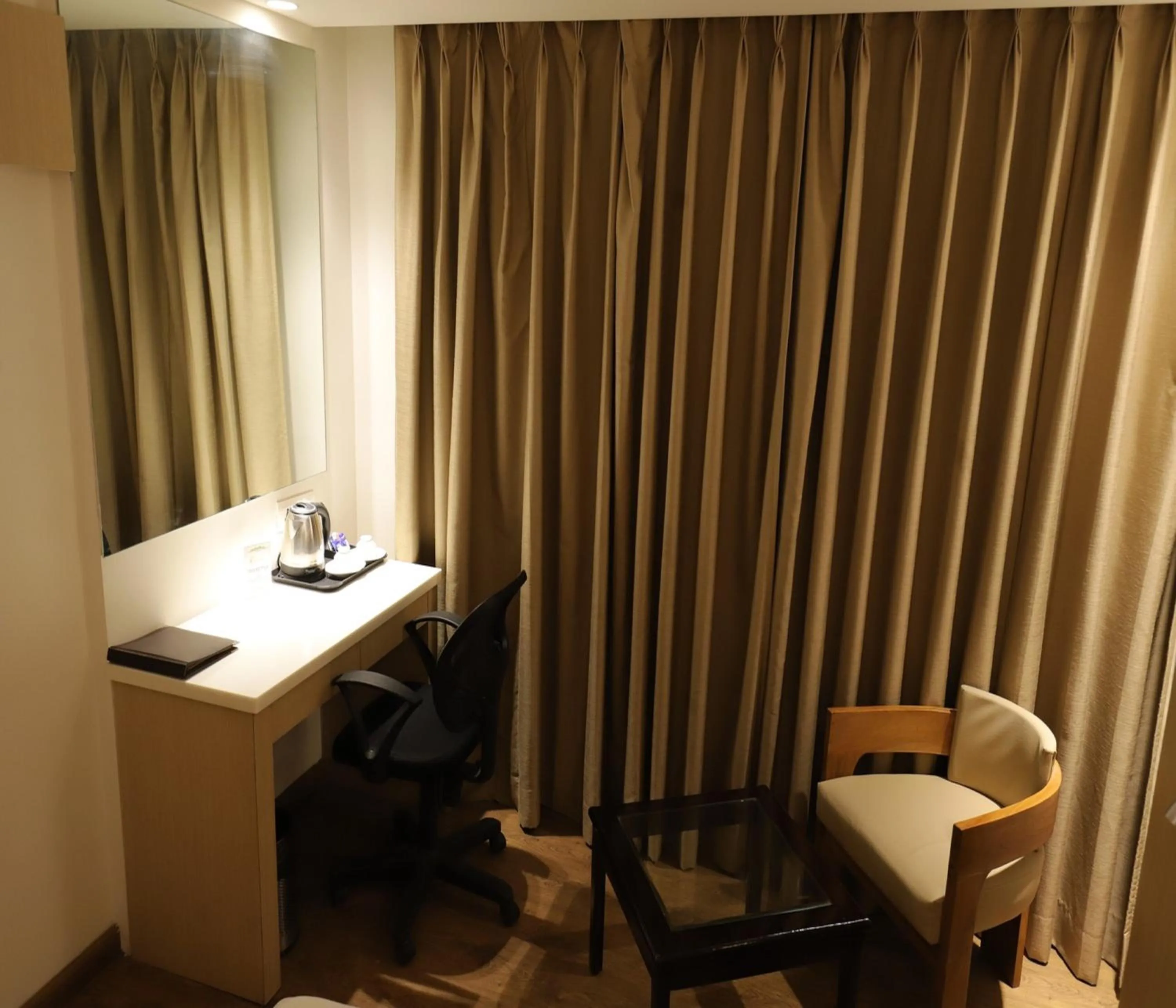 room service in Hotel Radiance