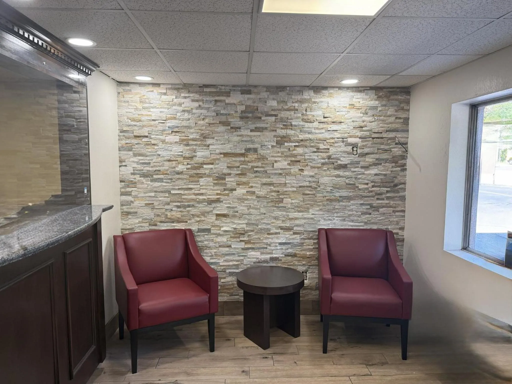 Lobby or reception in Red Roof Inn & Suites Swansea