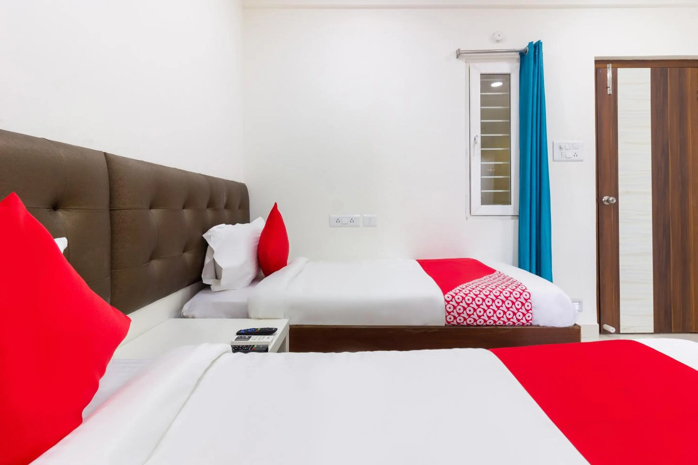 Bedroom, Bed in Super Hotel O Qualia Inn Kondapur Near Botanical Garden