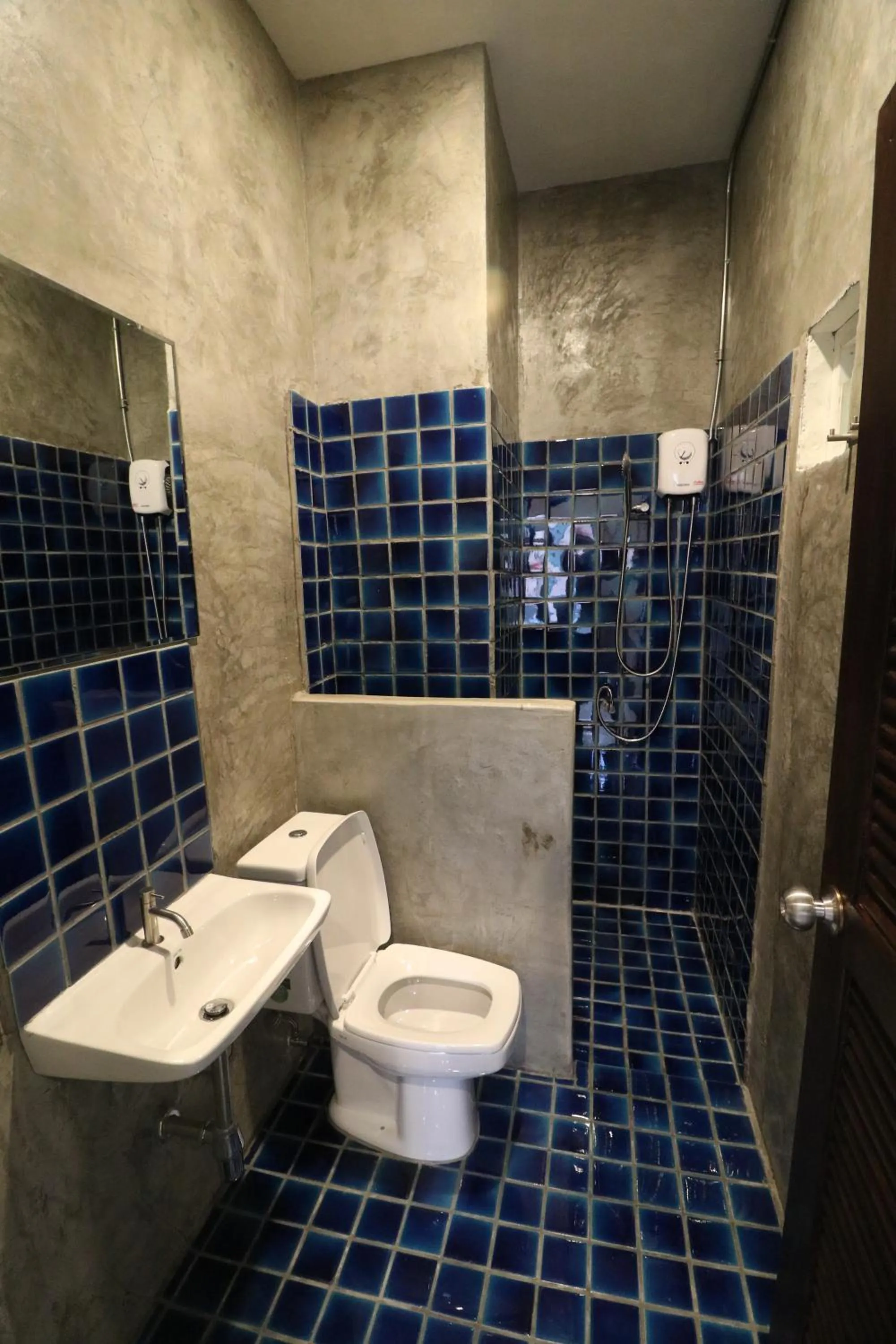 Shower in Little Jasmine by the River