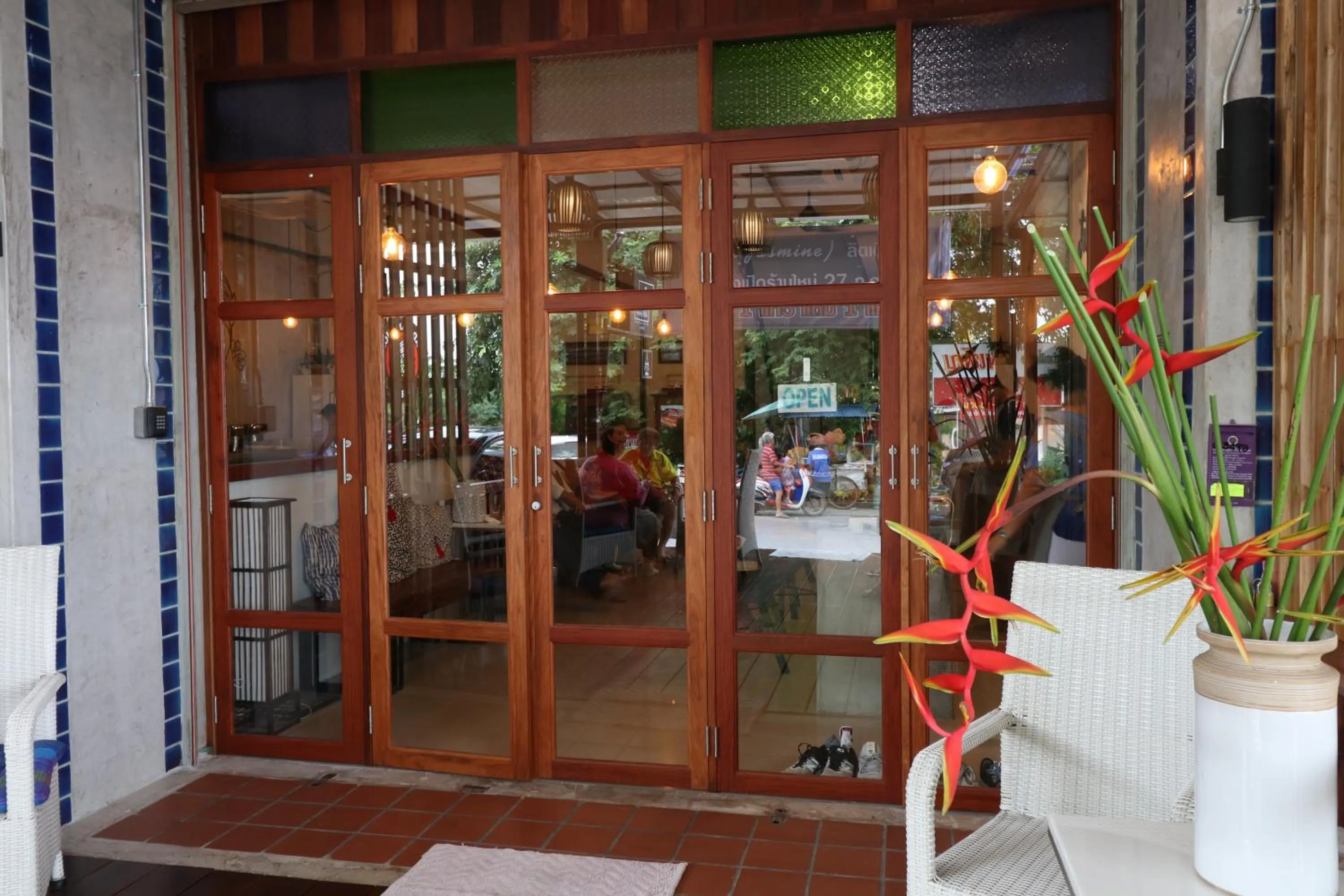 Facade/entrance in Little Jasmine by the River