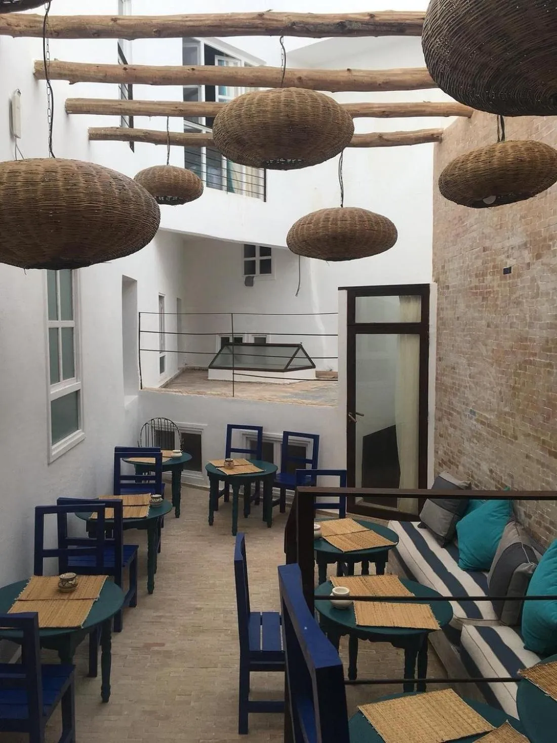 Restaurant/places to eat in Mama Souiri Hotel