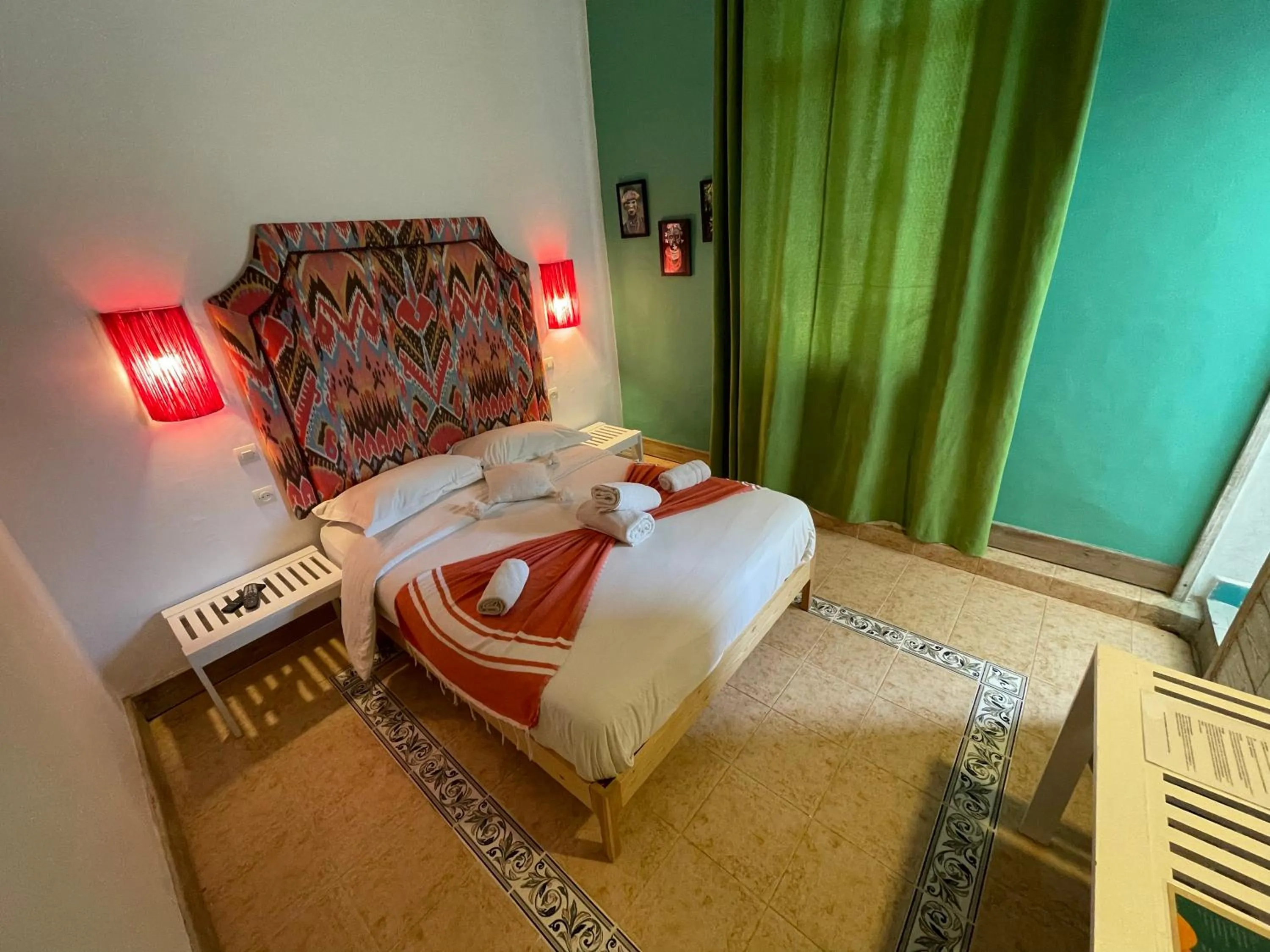 Photo of the whole room, Bed in Mama Souiri Hotel