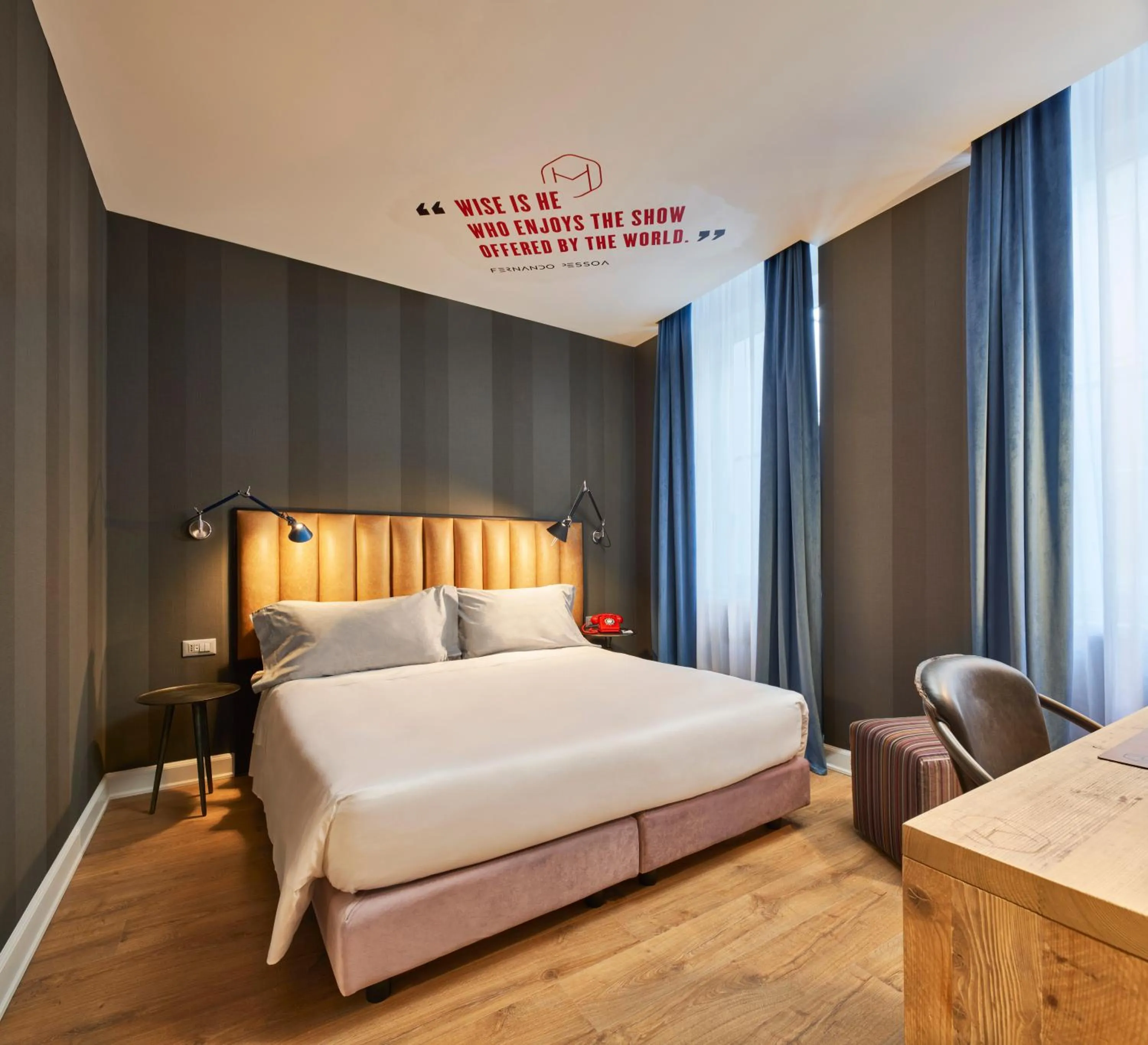 Photo of the whole room, Bed in The Modernist Hotel