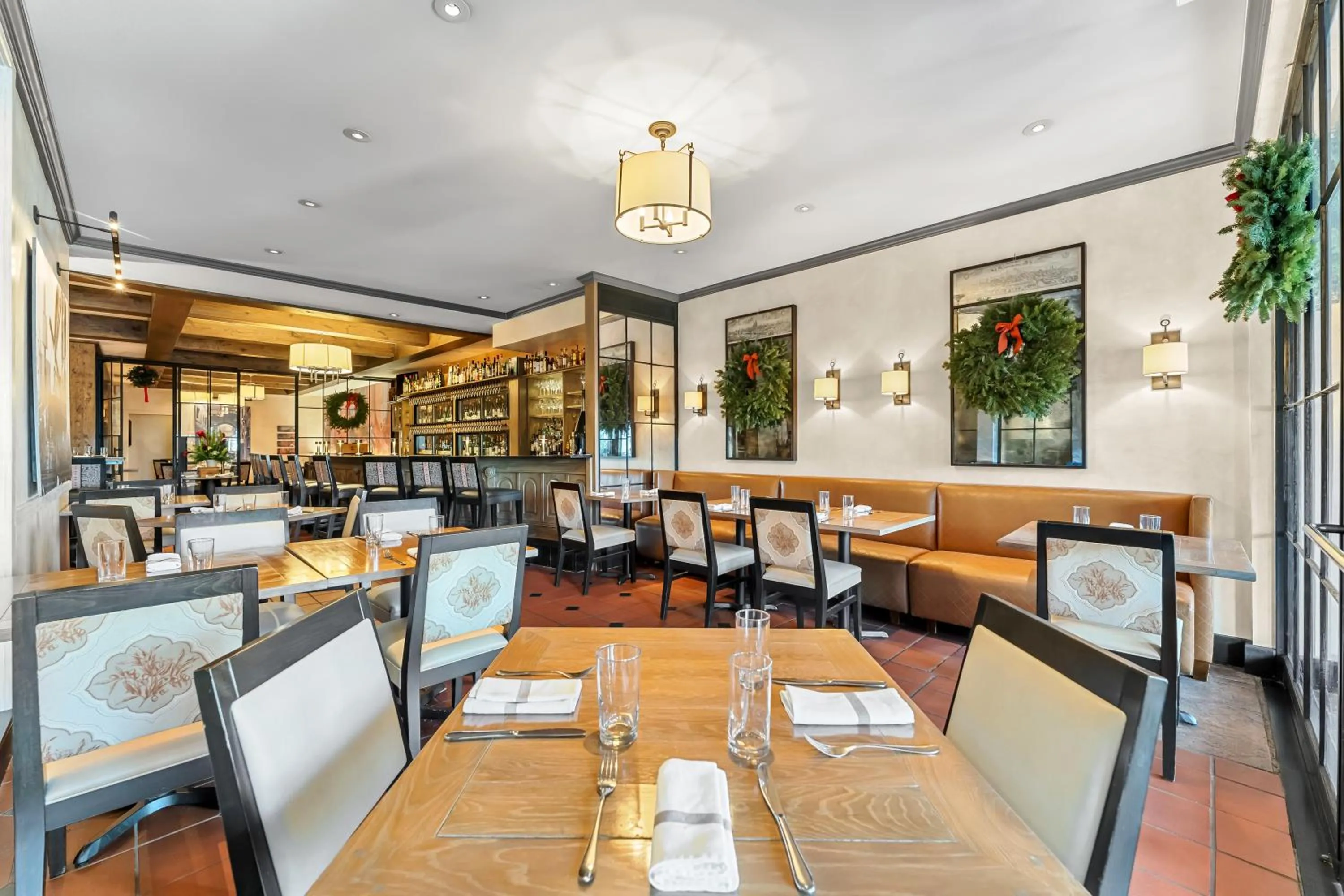 Restaurant/places to eat in Penn's View Hotel Philadelphia