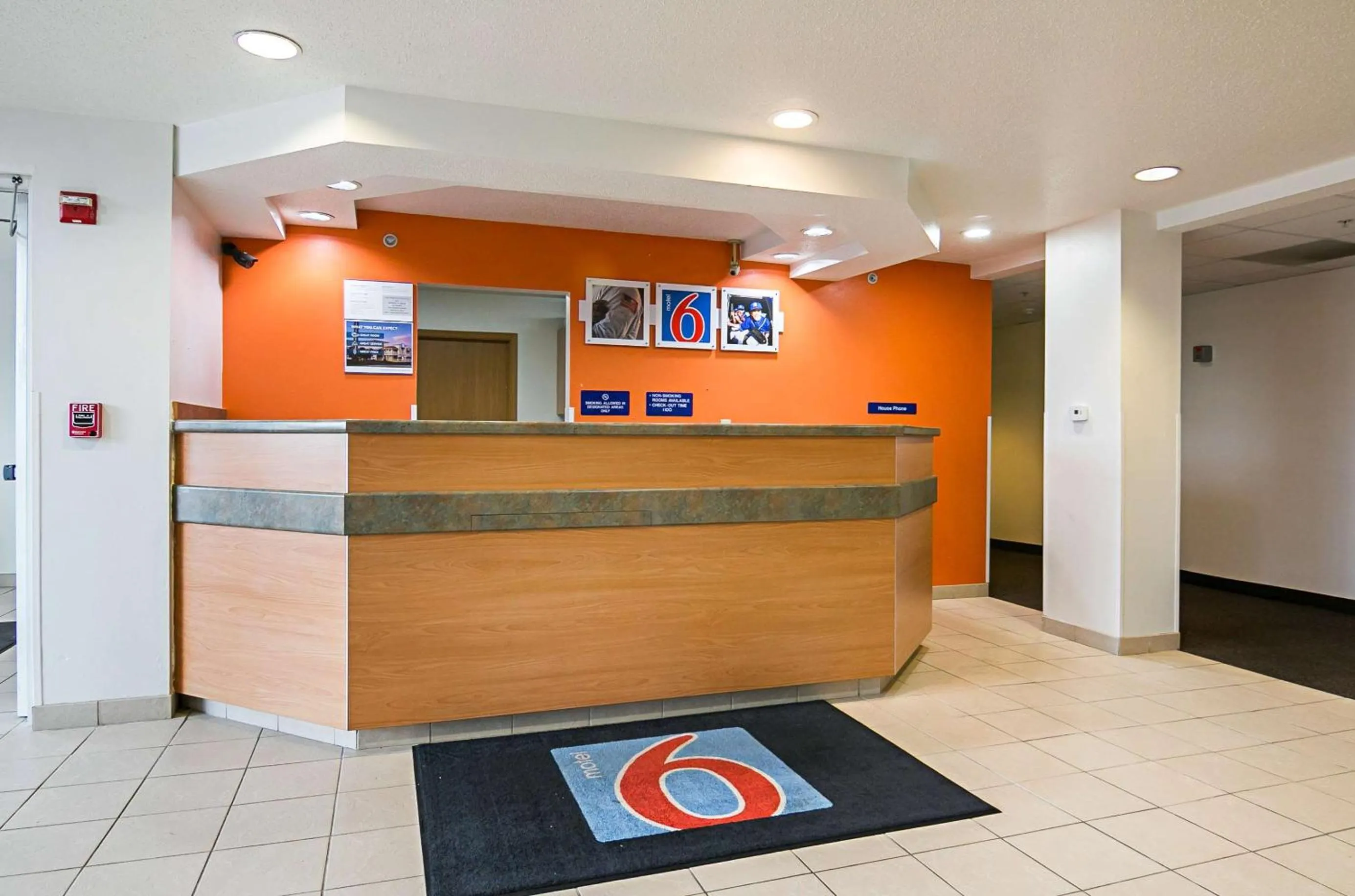 Property logo or sign in Motel 6-Sycamore, IL