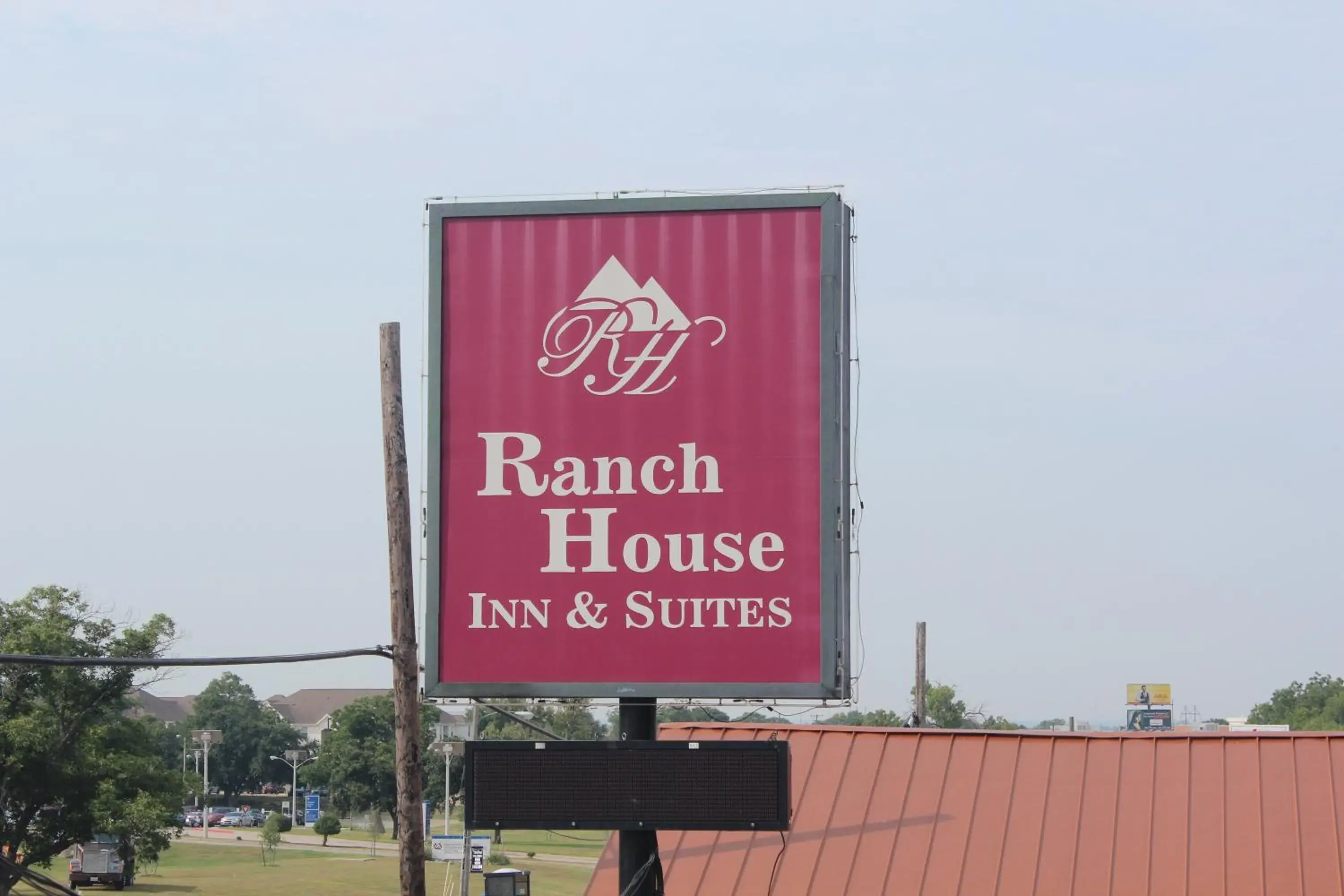 Ranch House Inn & Suites Ranch House Inn & Suites