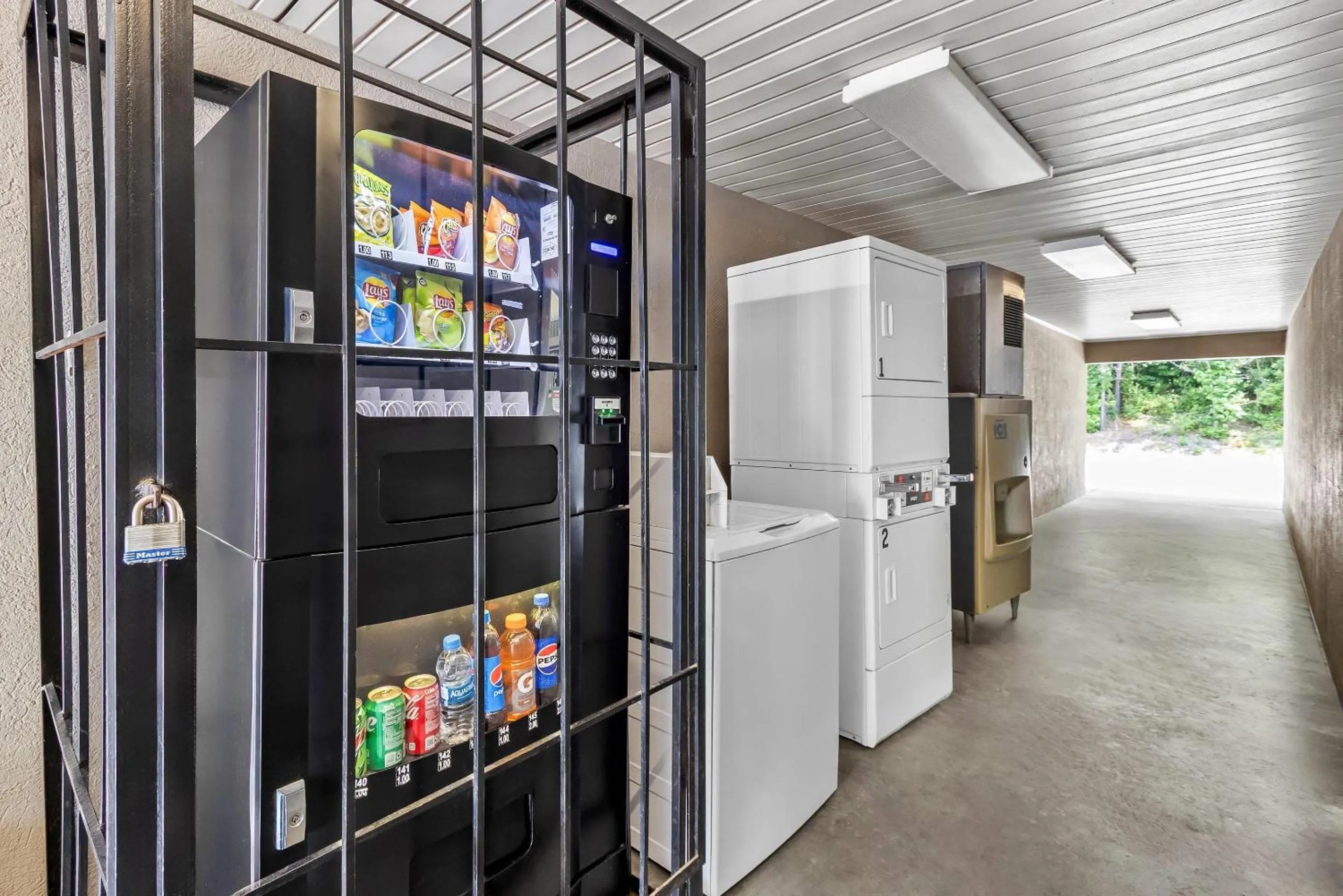 Other in Econo Lodge Inn & Suites Cayce I-26 Airport