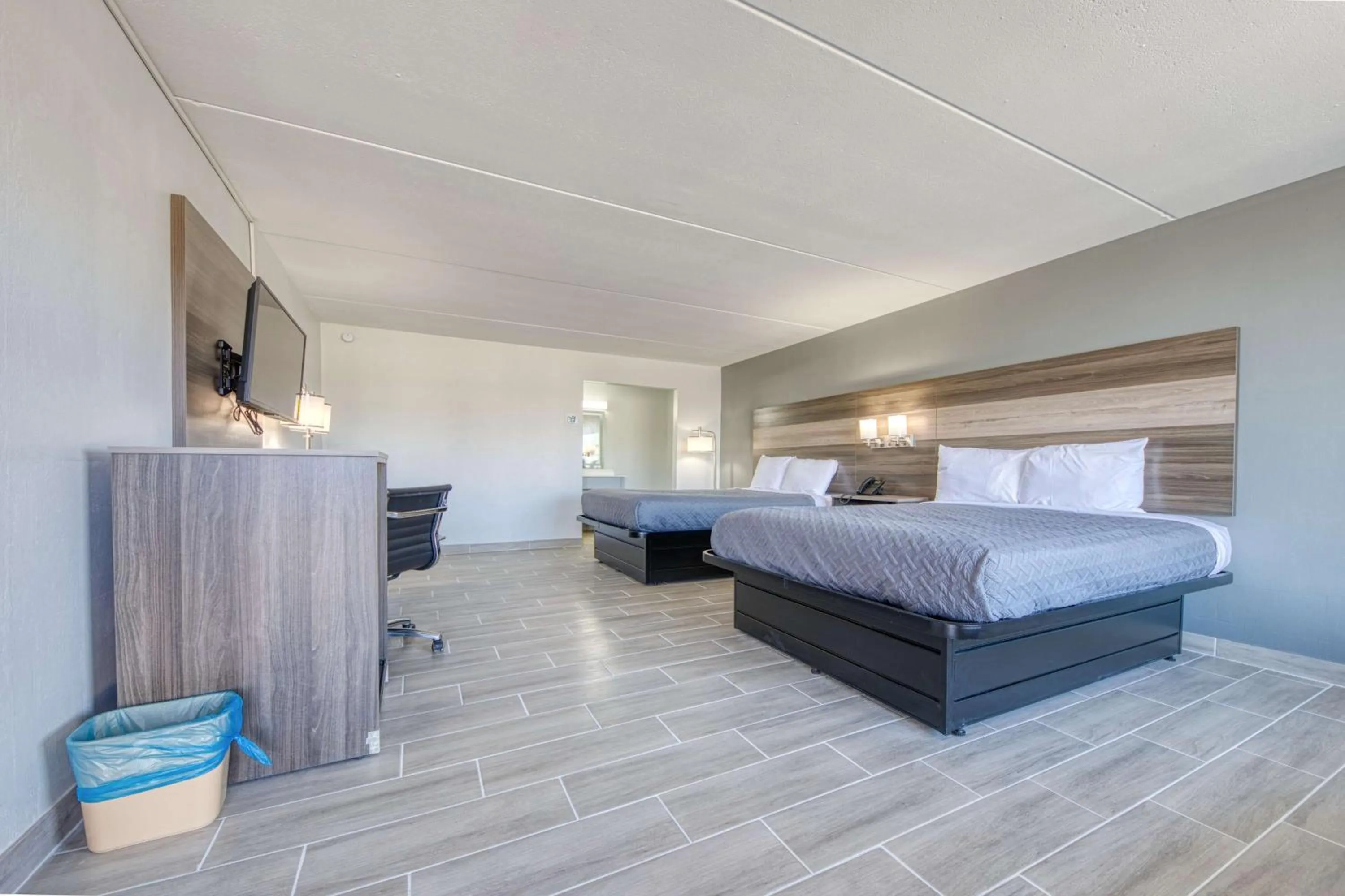 Bedroom, Bed in Americas Best Value Inn Stearns, KY