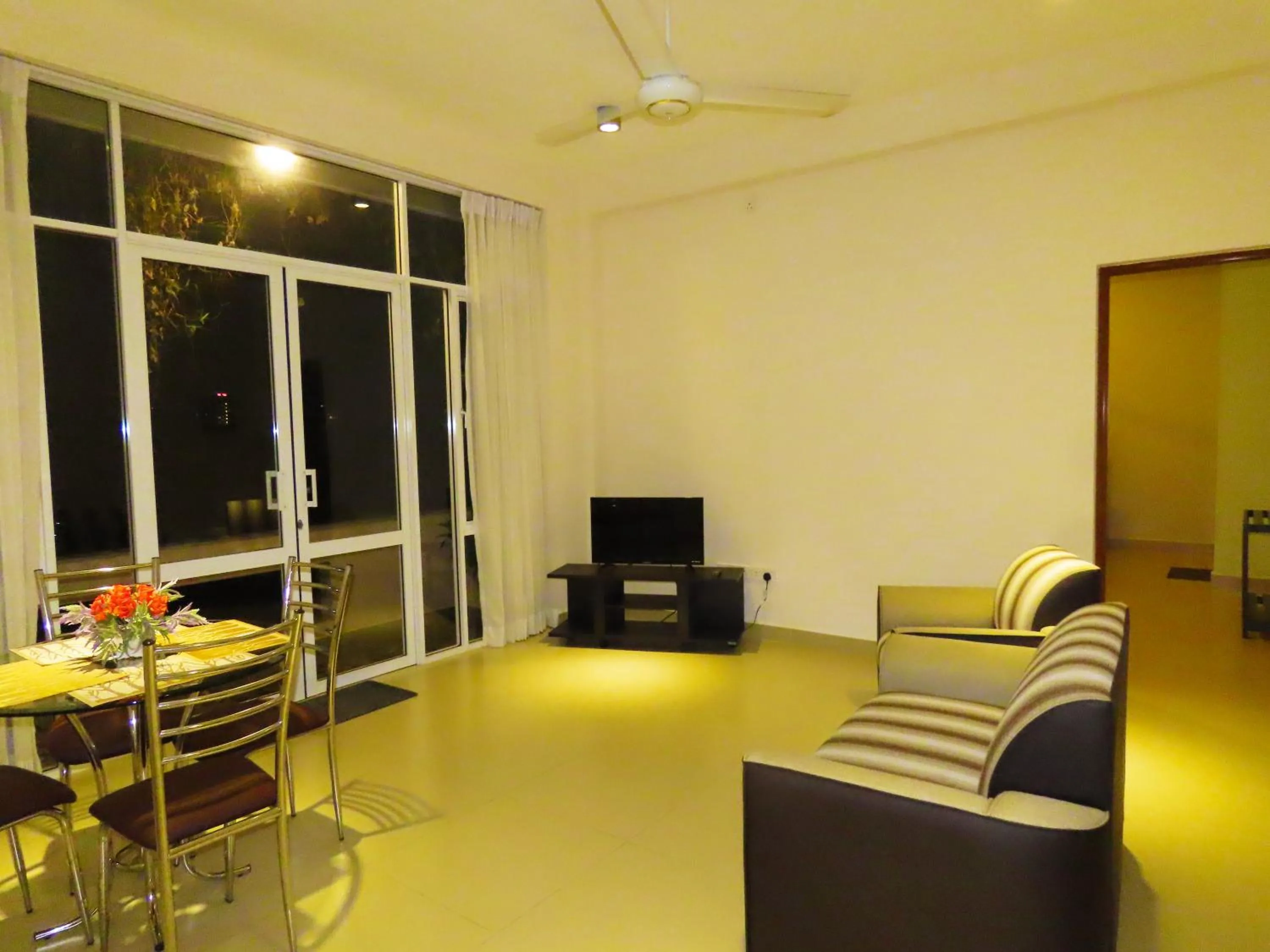 TV and multimedia in VIVAS Residencies Luxury Apartments