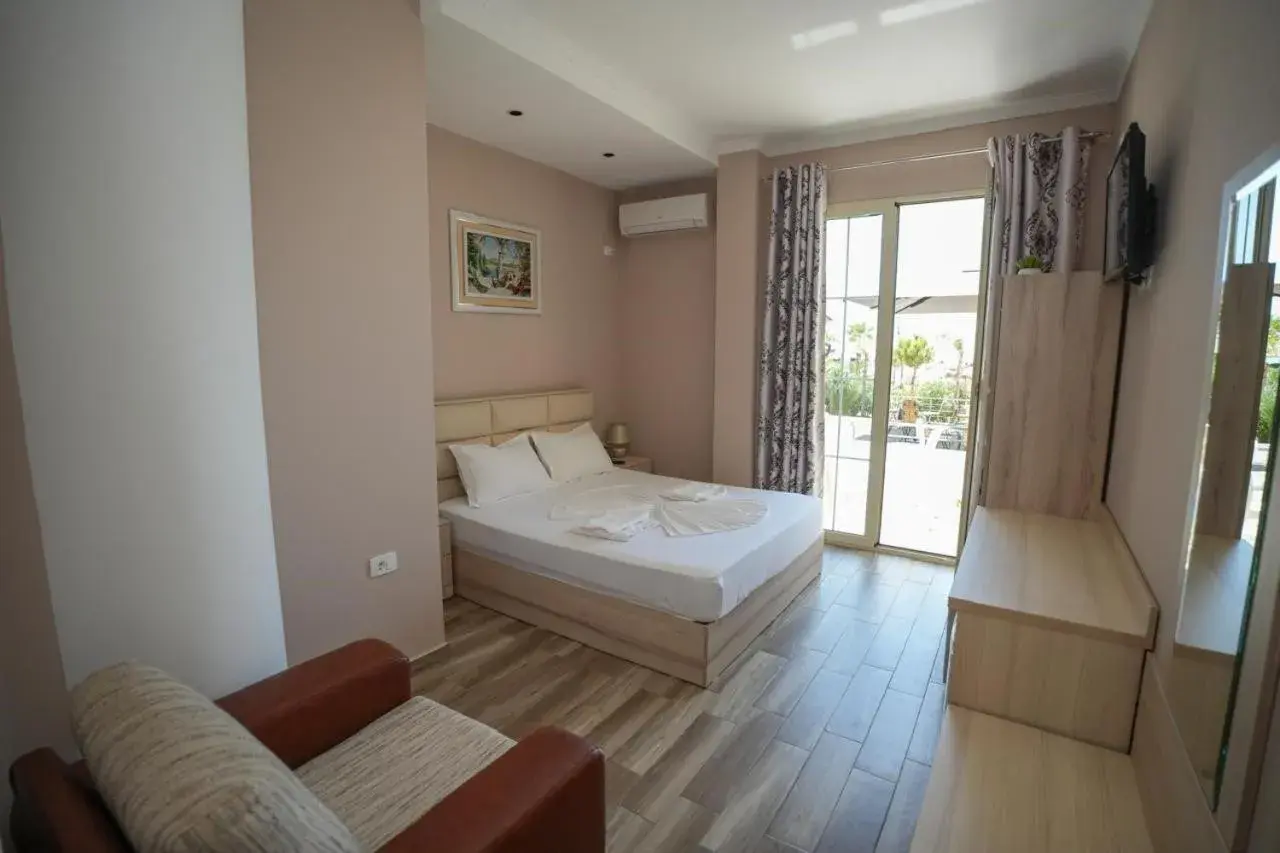 Double Room with Balcony and Sea View in Hotel Kojku Double Room with Balcony and Sea View in Hotel Kojku
