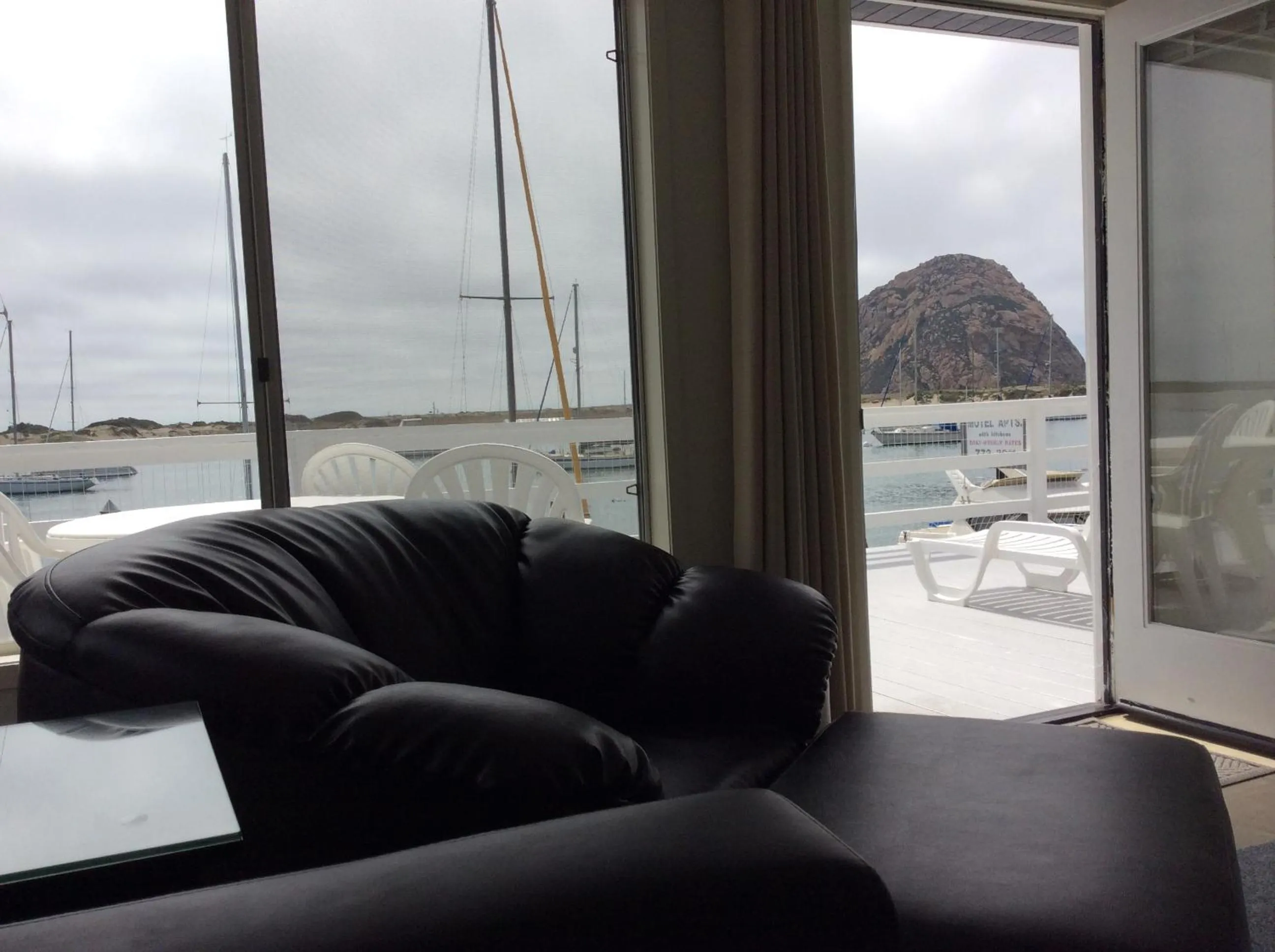 Living room in Gray's Inn & Gallery